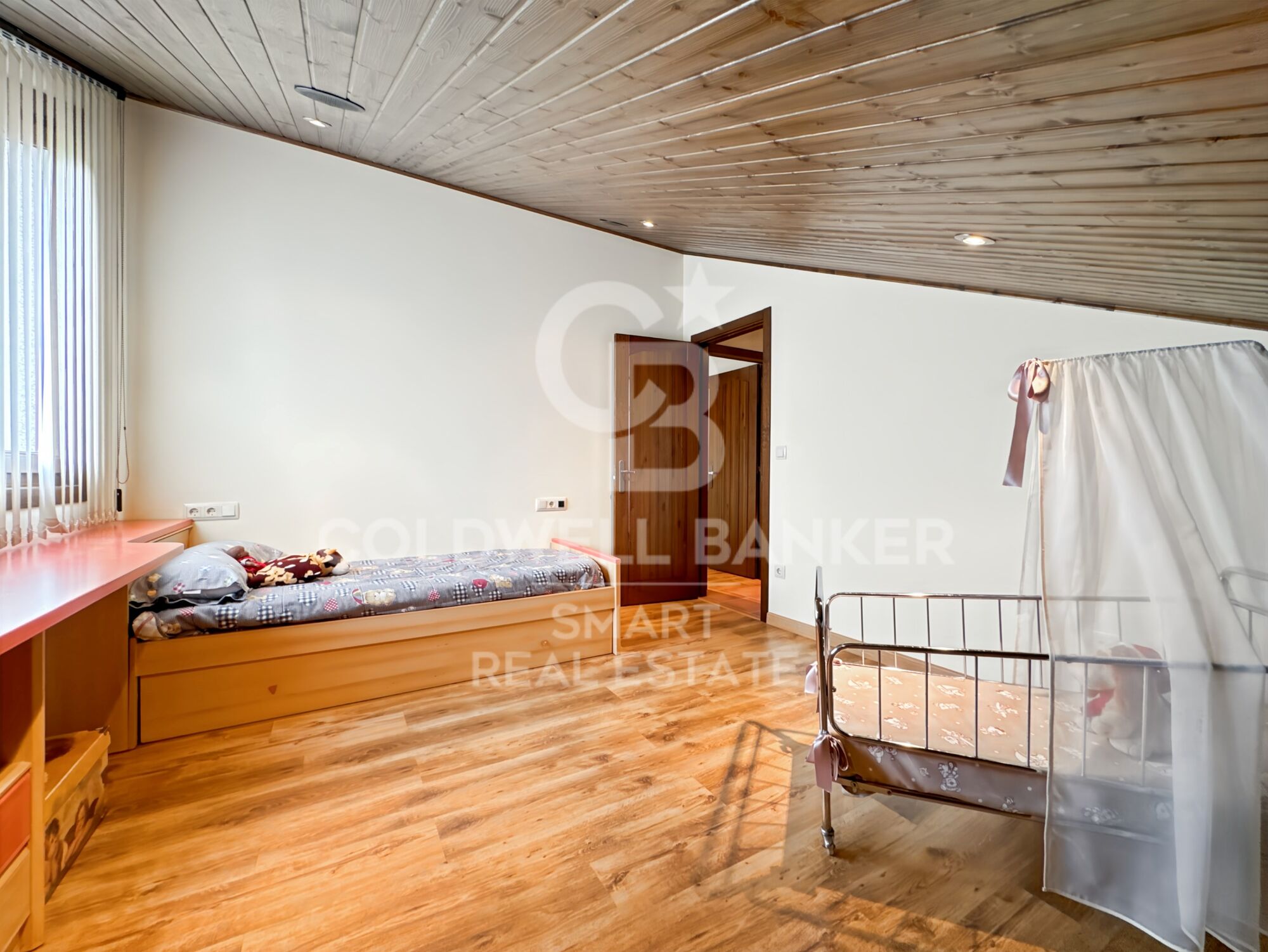 Casa de piedra con magníficas vistas