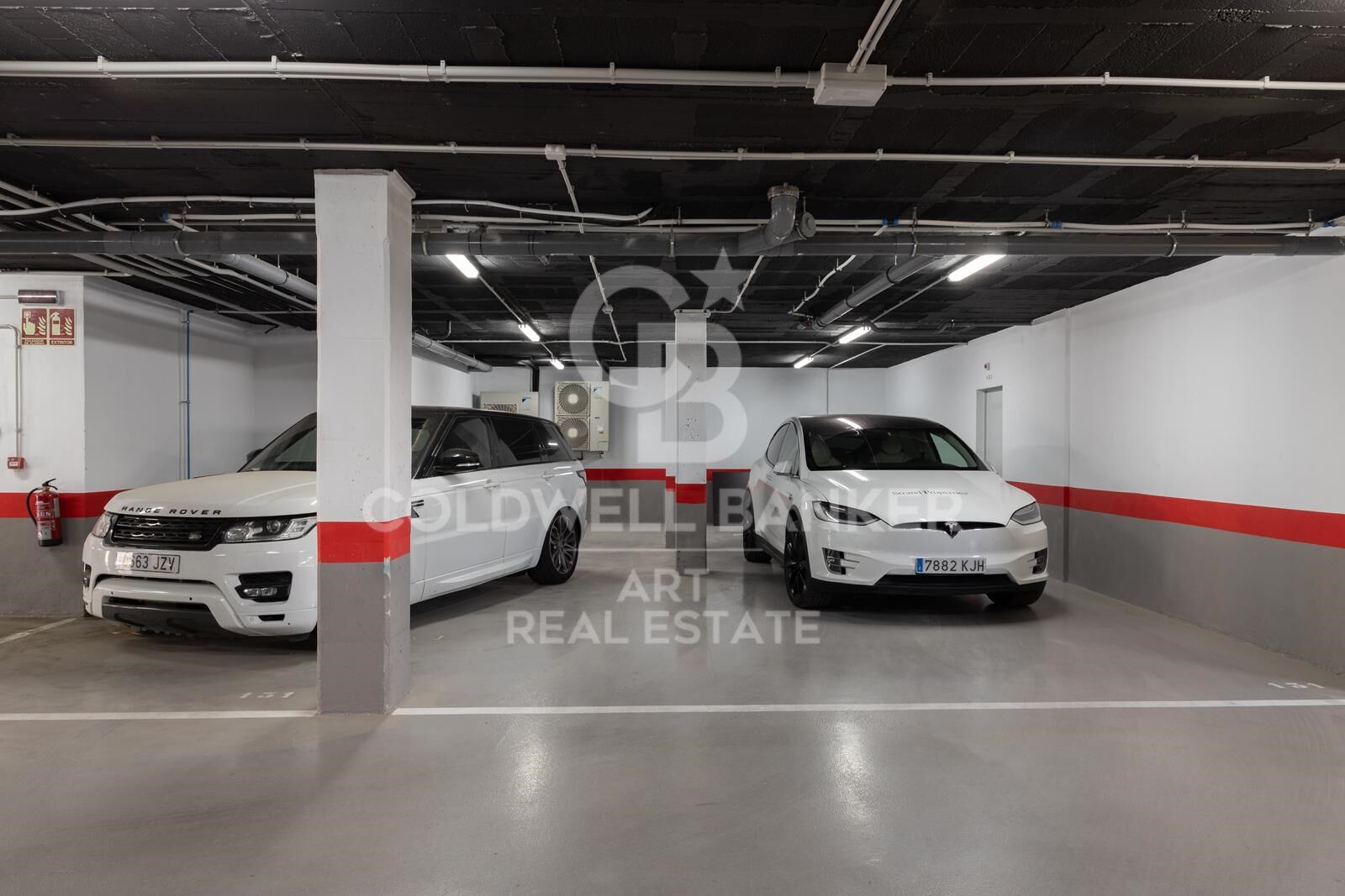 Elegant duplex penthouse with panoramic sea views in Nueva Andalucía, Marbella