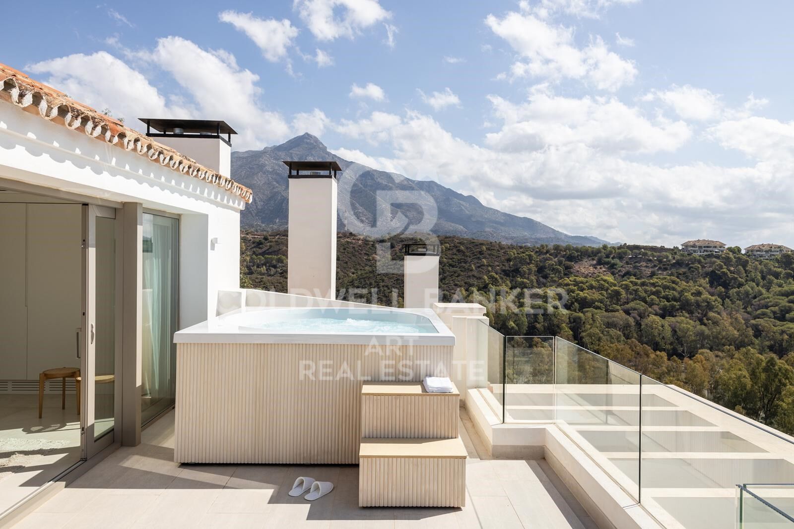 Elegantes Duplex-Penthouse mit Panoramameerblick in Marbella, Nueva Andalucía