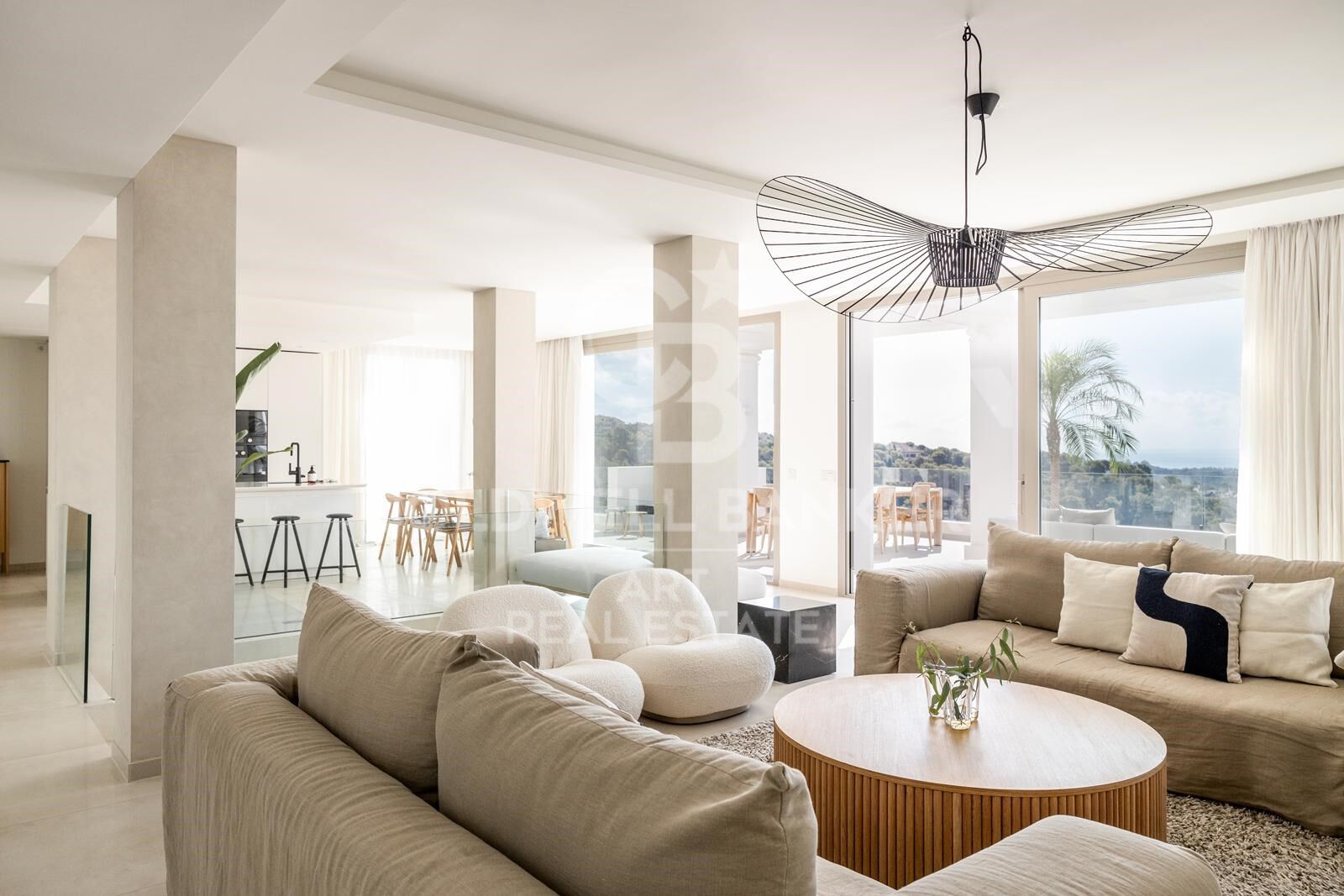 Penthouse duplex élégant avec vue panoramique sur la mer à Marbella, Nueva Andalucía