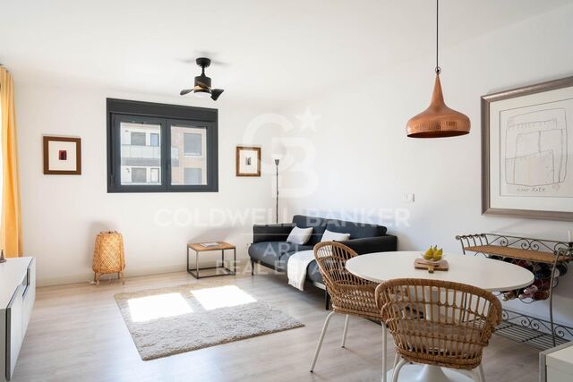 Kalifornischer Wohnstil in Estepona - neue 3-Zimmer-Wohnung mit Dachpool und Terrasse