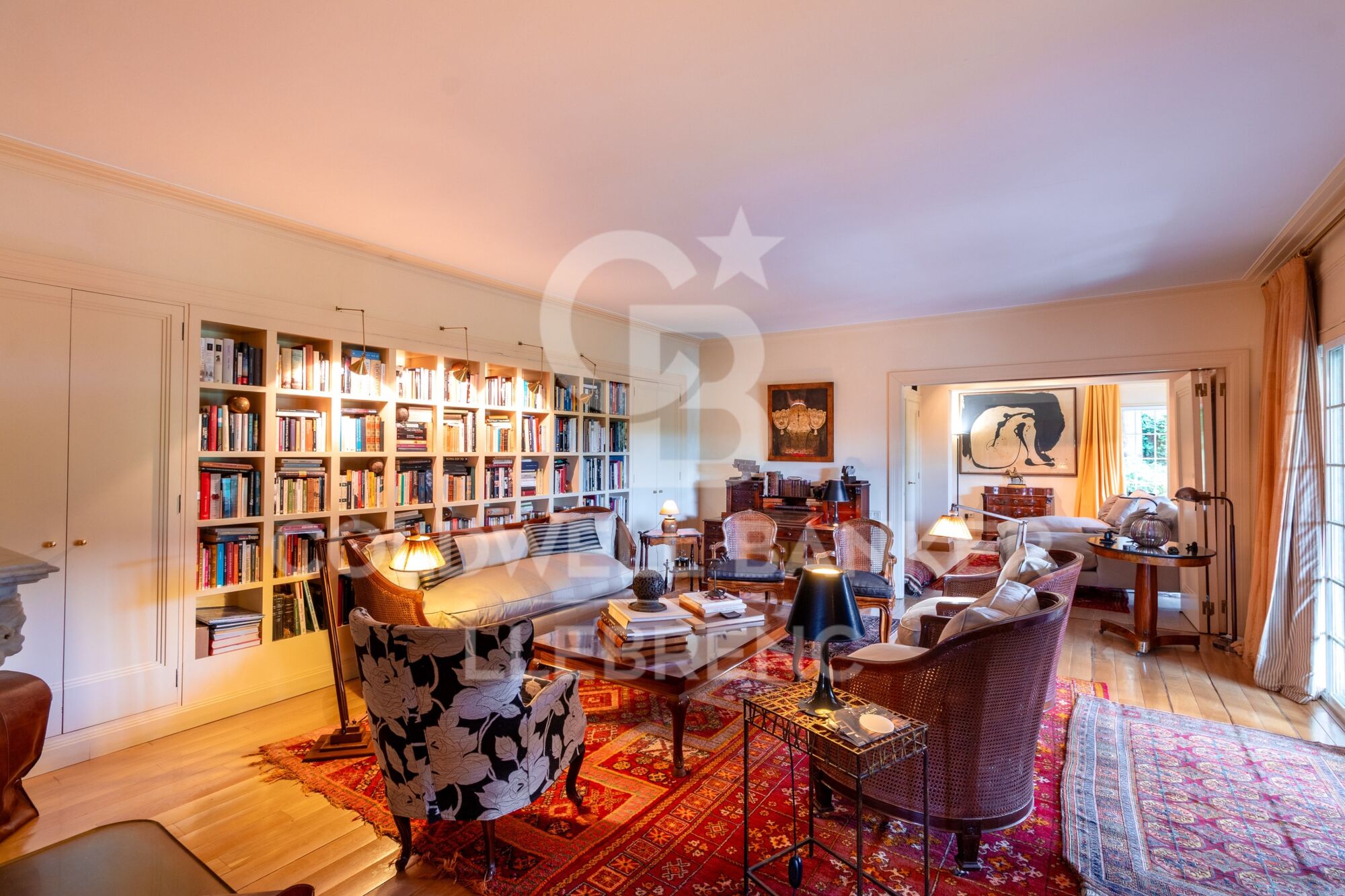 Spectacular house with pool and large garden in Vallvidrera