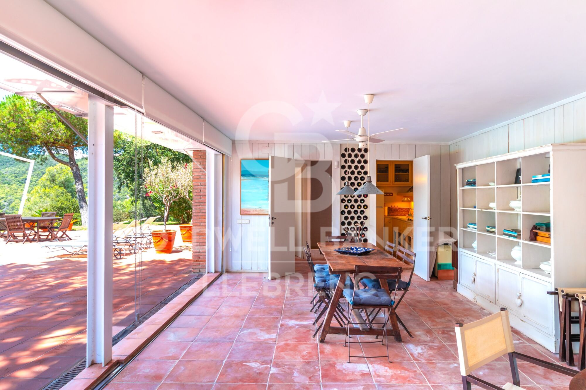 Spectacular house with pool and large garden in Vallvidrera