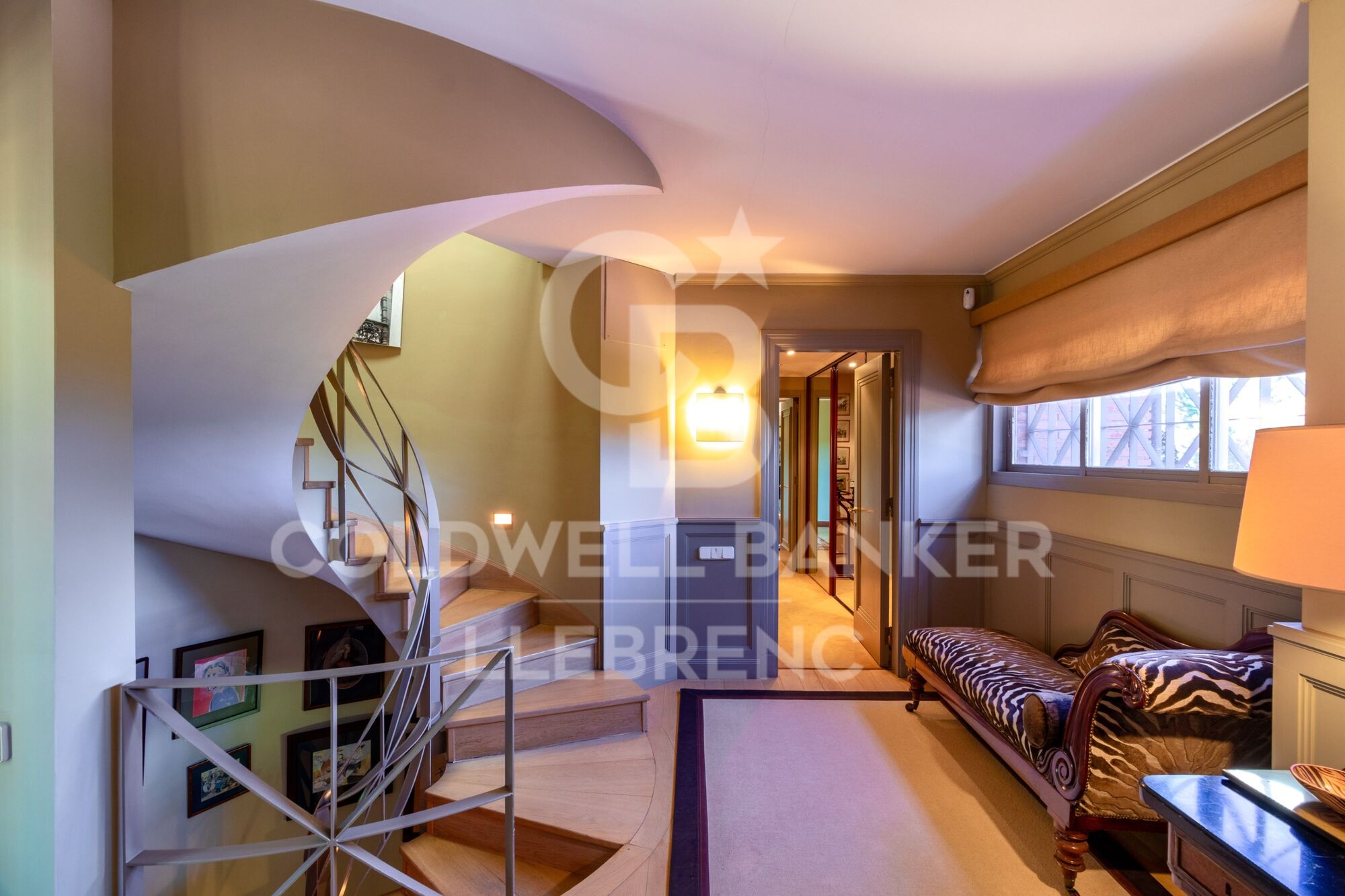 Spectacular house with pool and large garden in Vallvidrera