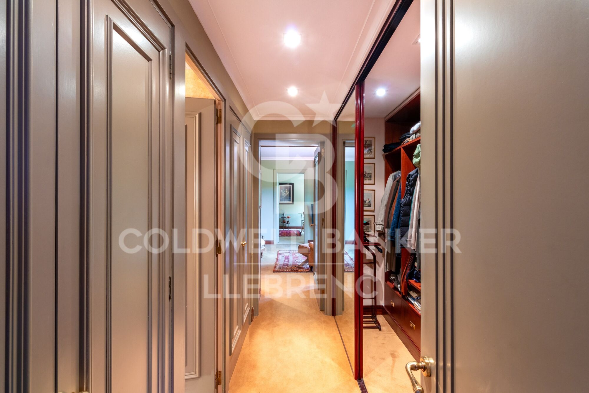 Espectacular casa con piscina y gran jardín en Vallvidrera