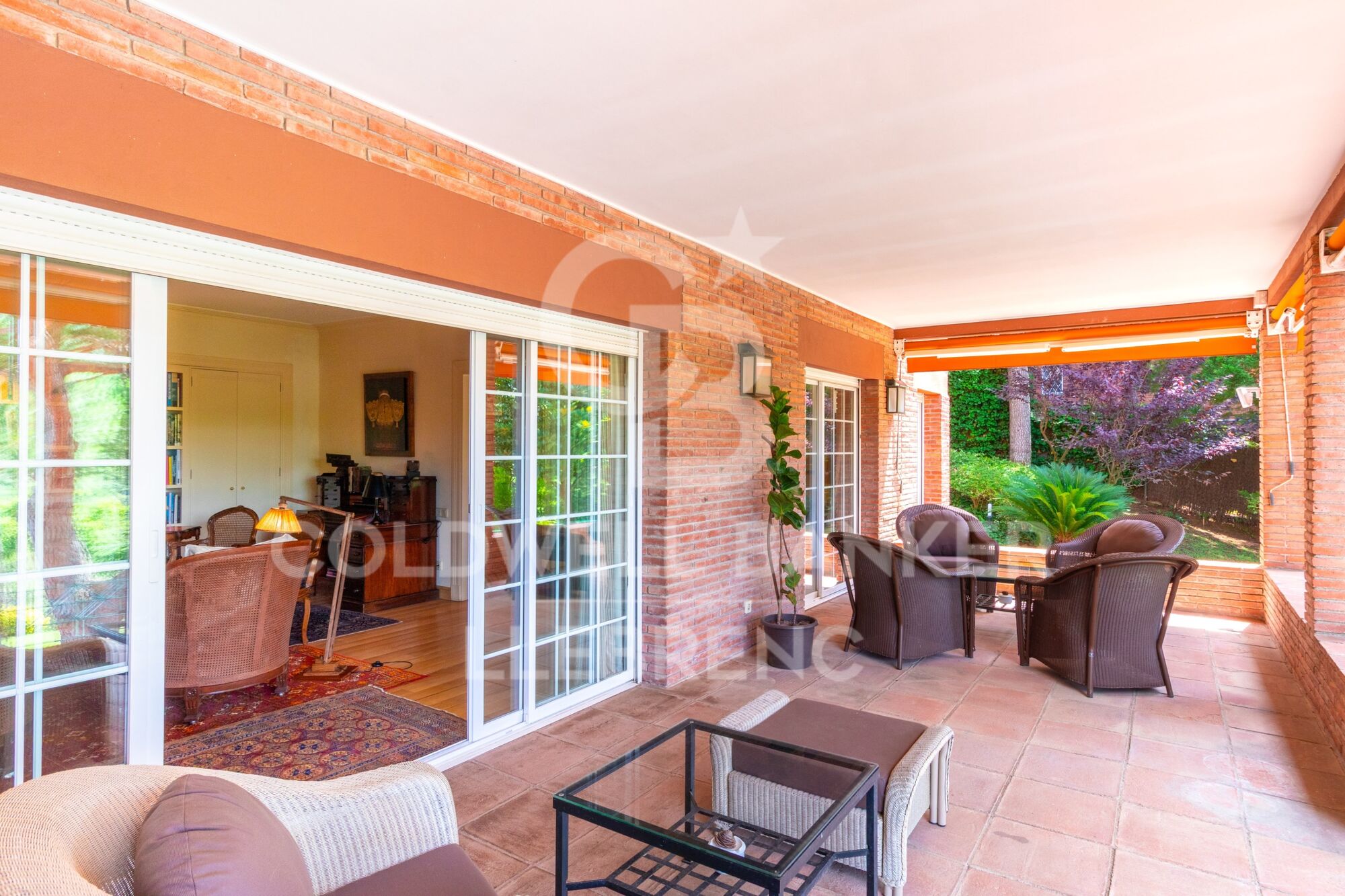 Espectacular casa con piscina y gran jardín en Vallvidrera