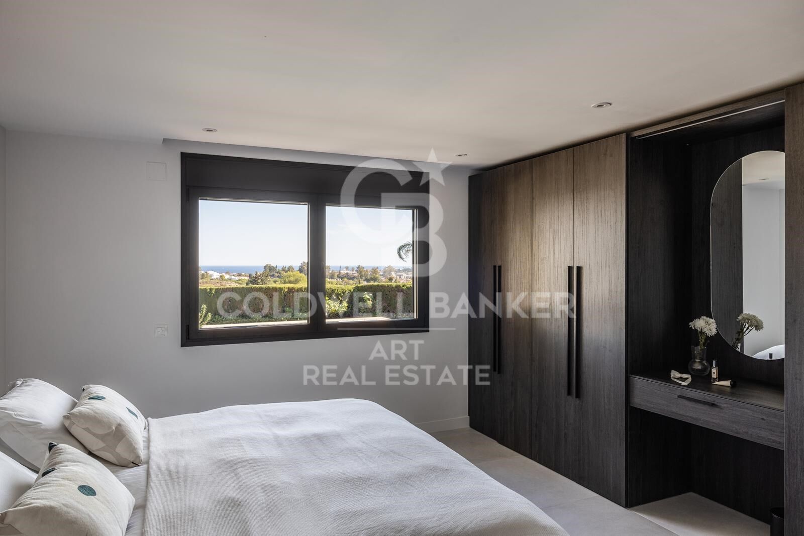 Elegante Villa de 3 Dormitorios con Vistas al Mar en Soto de La Quinta, Benahavís