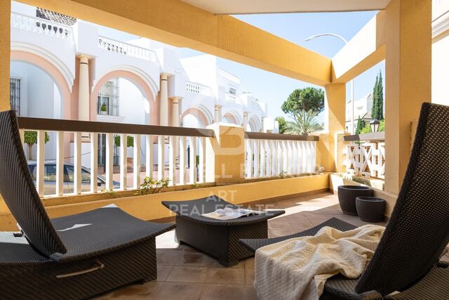 Spacious garden apartment near the beach in Elviria, Marbella