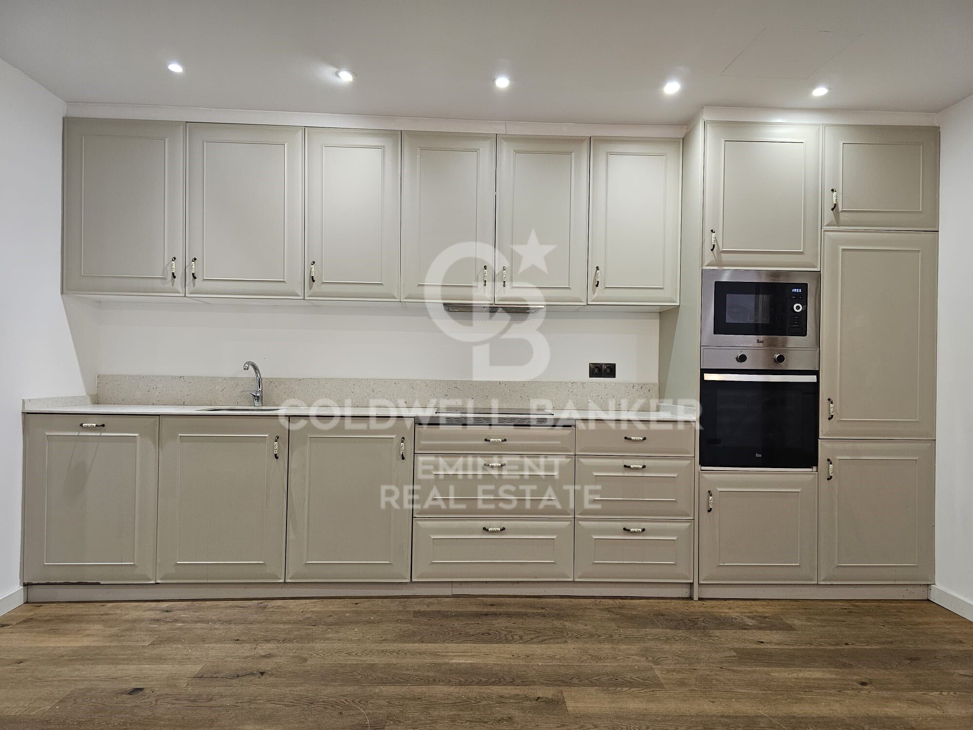 Apartment for Sale in the Gothic Quarter