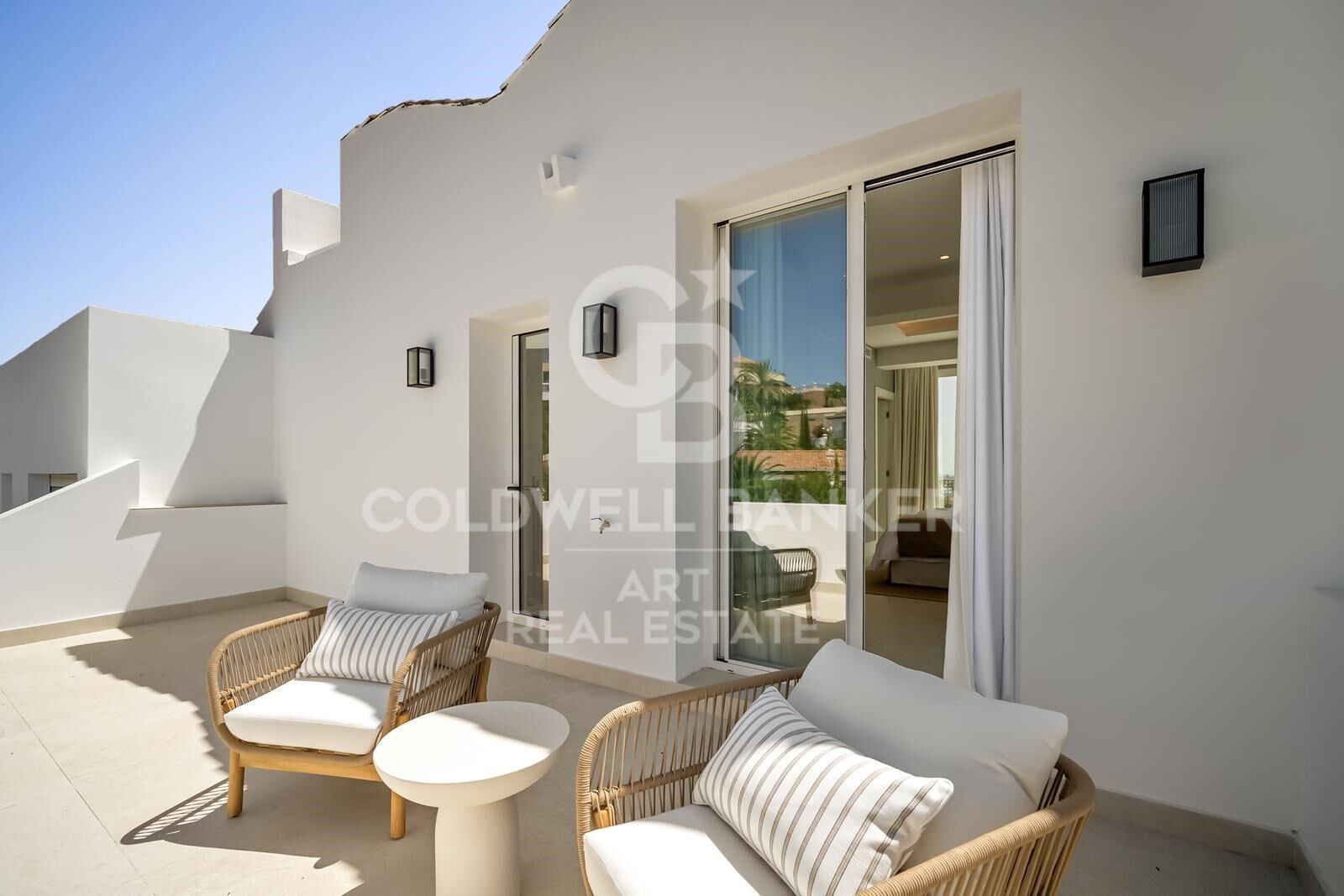 Elegant townhouse with golf & sea views in La Quinta, Benahavís
