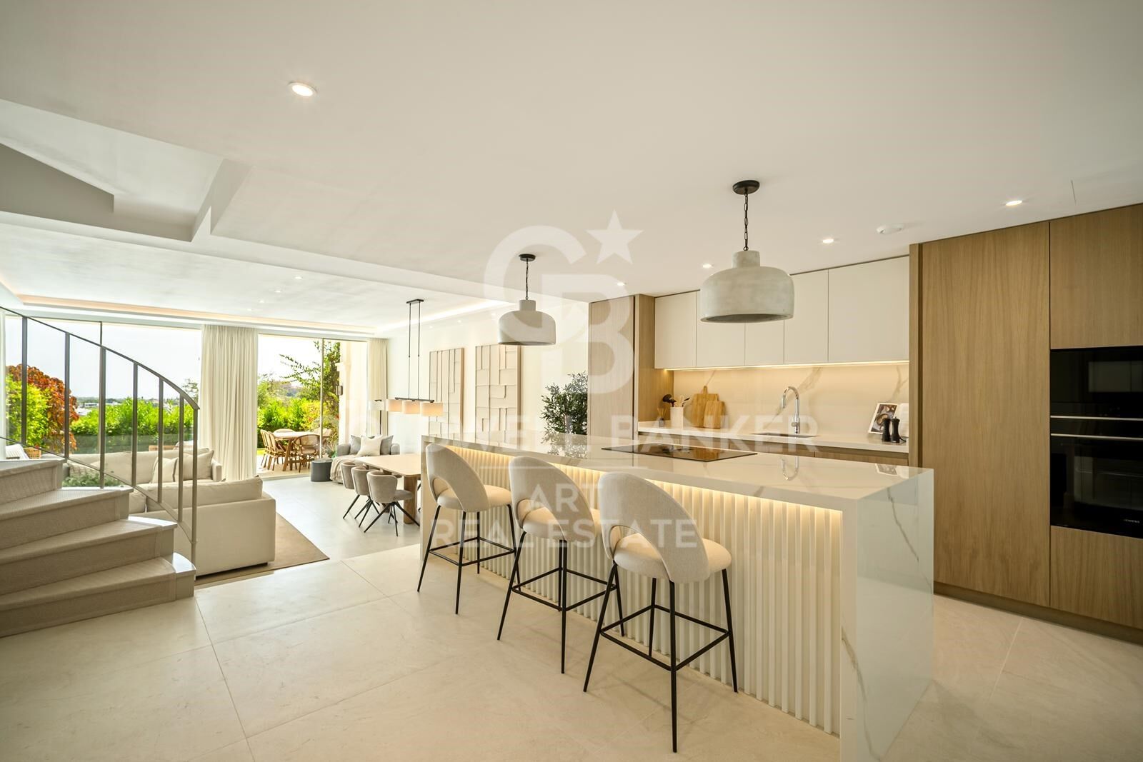 Maison de ville avec élégance et vue mer & golf à La Quinta, Benahavís