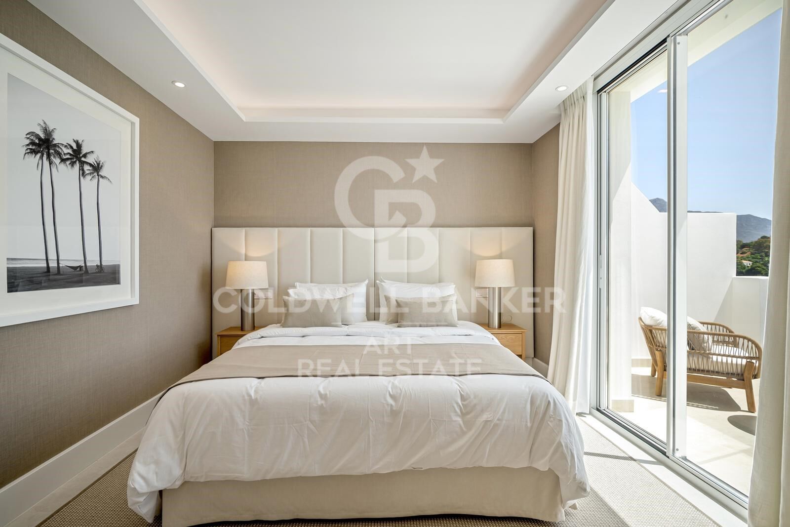 Maison de ville avec élégance et vue mer & golf à La Quinta, Benahavís