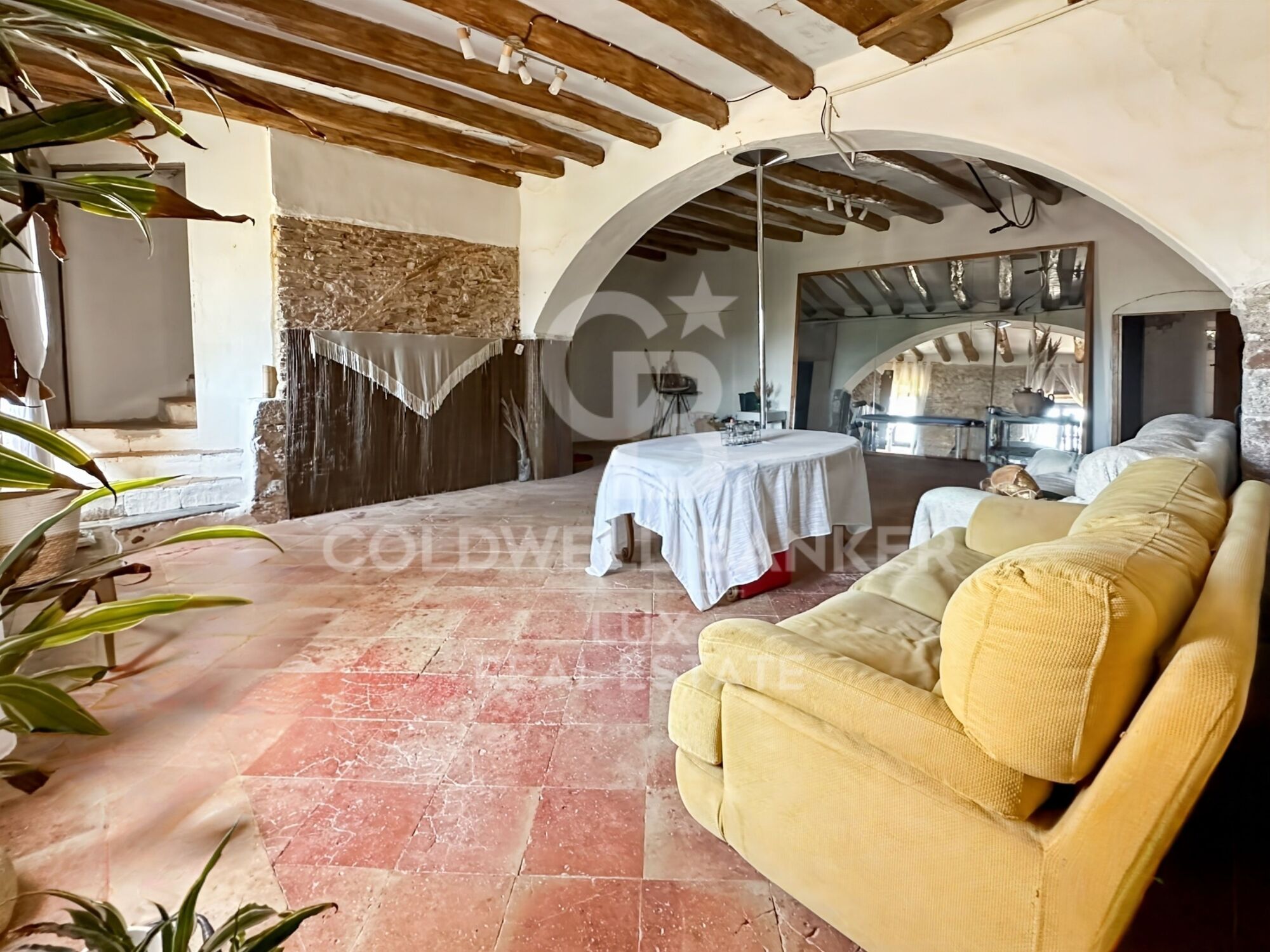Masía del siglo XVI - Proyecto de inversión en L'Escala, Costa Brava