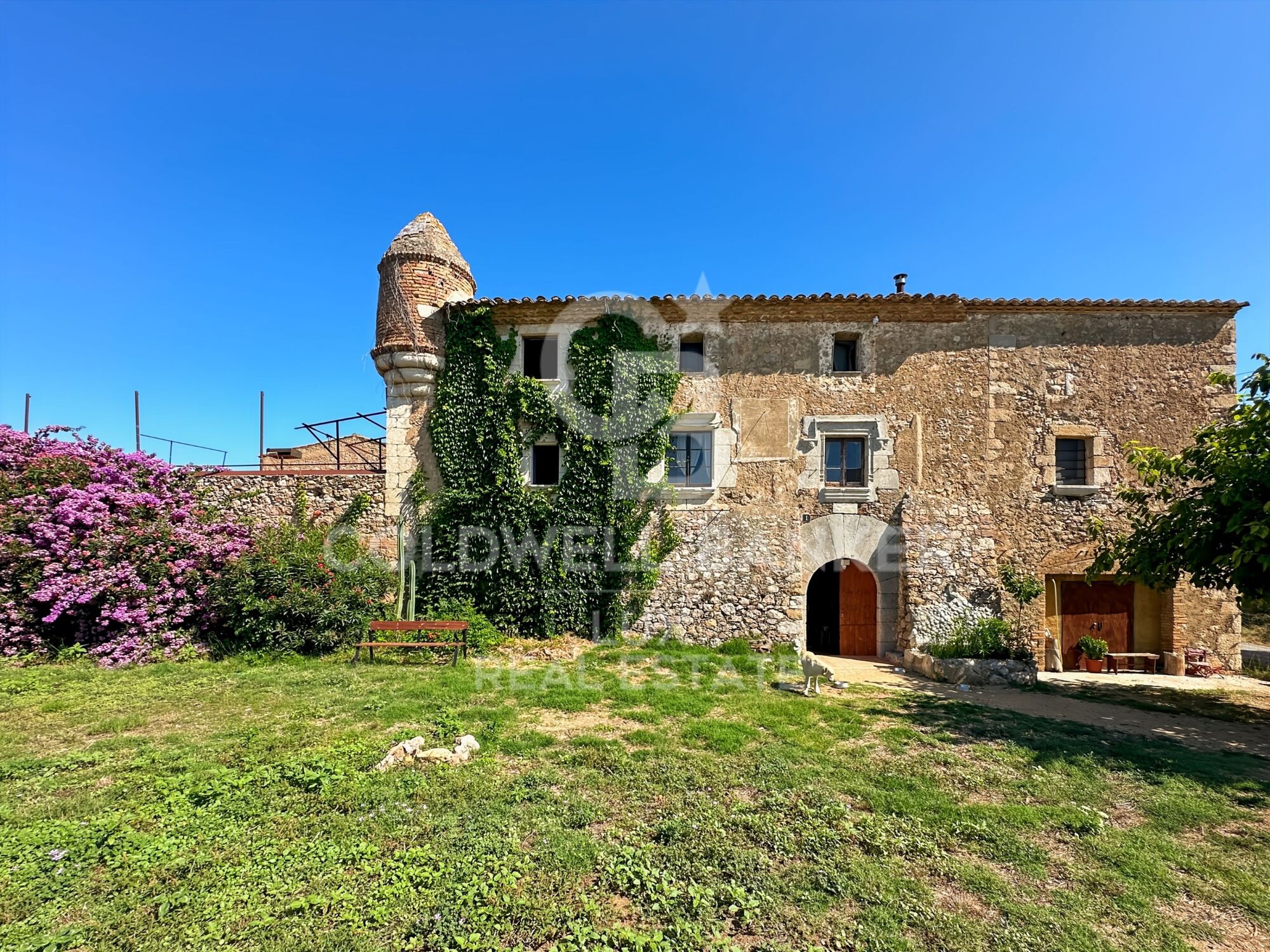 Herrenhaus aus dem 16. Jahrhundert - Investitionsprojekt in L'Escala, Costa Brava