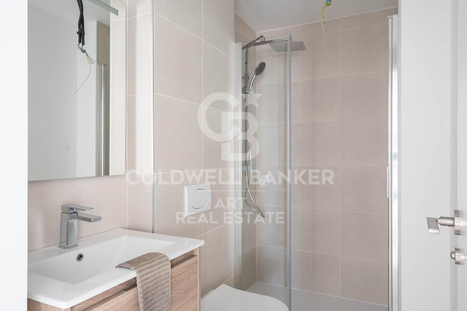 Modern Sea-View Apartment in Prestigious El Higuerón, Fuengirola