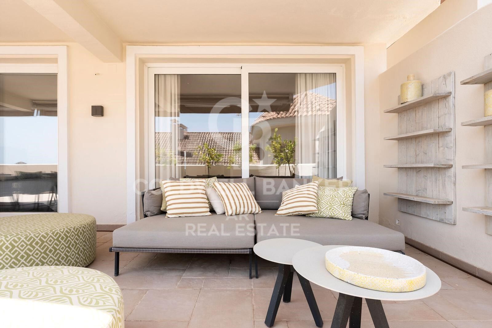 Elegantes 4-Schlafzimmer-Duplex mit Meerblick im Aloha Hill Club, Nueva Andalucía