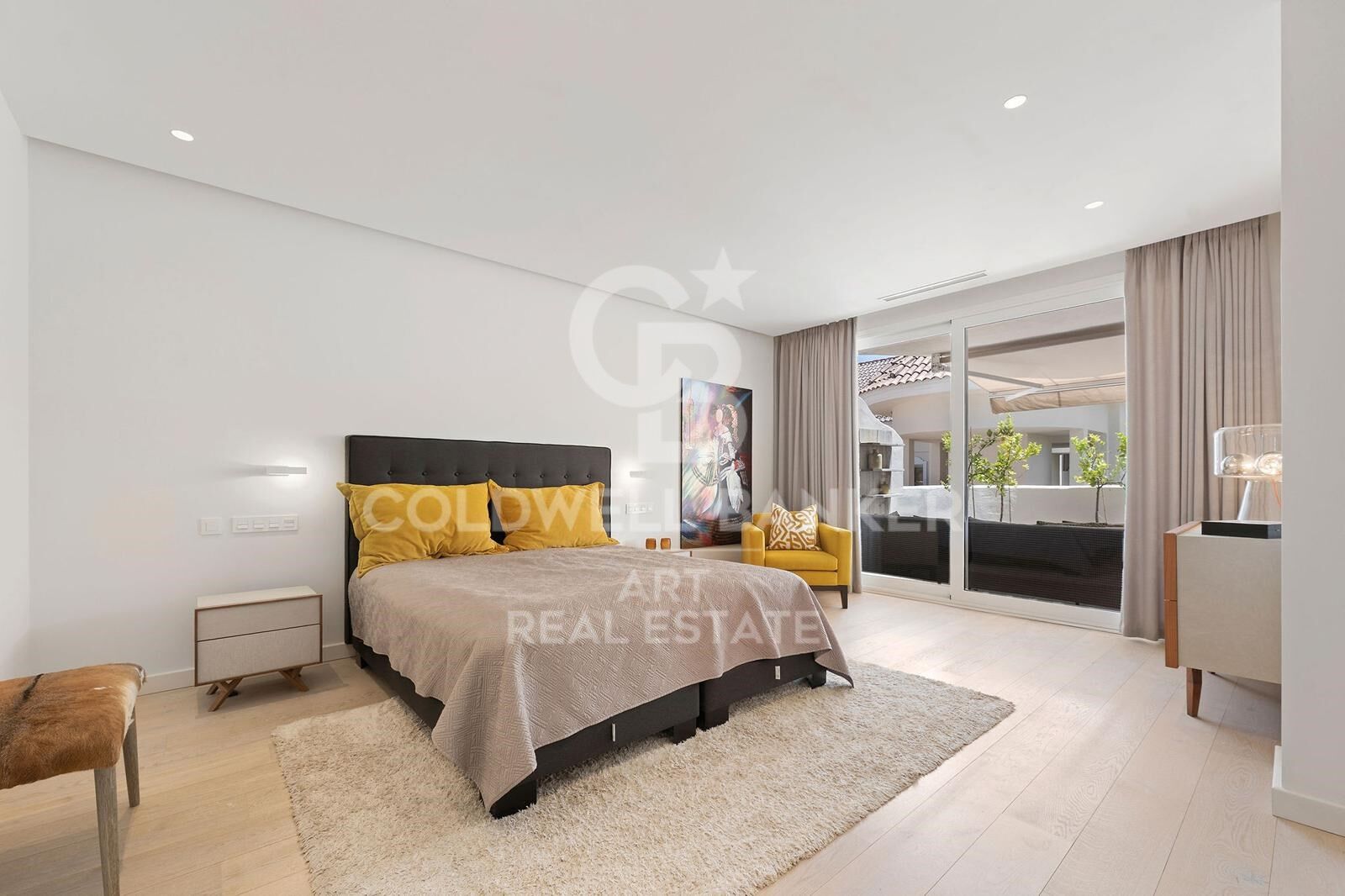 Elegantes 4-Schlafzimmer-Duplex mit Meerblick im Aloha Hill Club, Nueva Andalucía