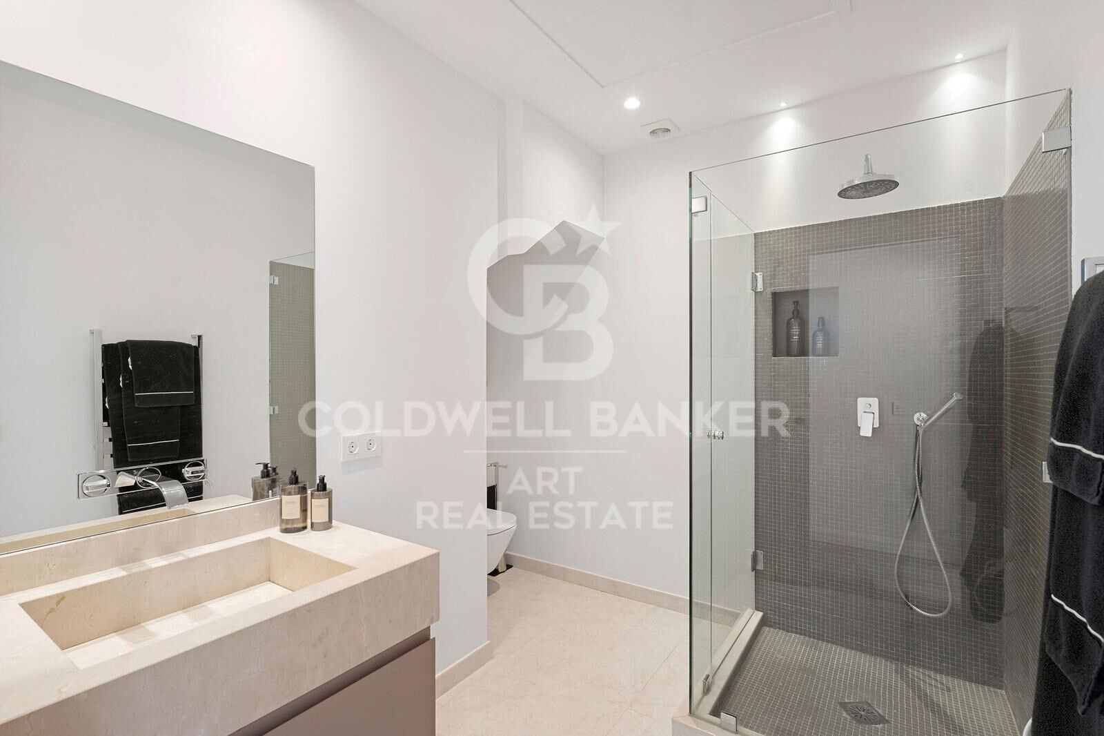 Elegantes 4-Schlafzimmer-Duplex mit Meerblick im Aloha Hill Club, Nueva Andalucía
