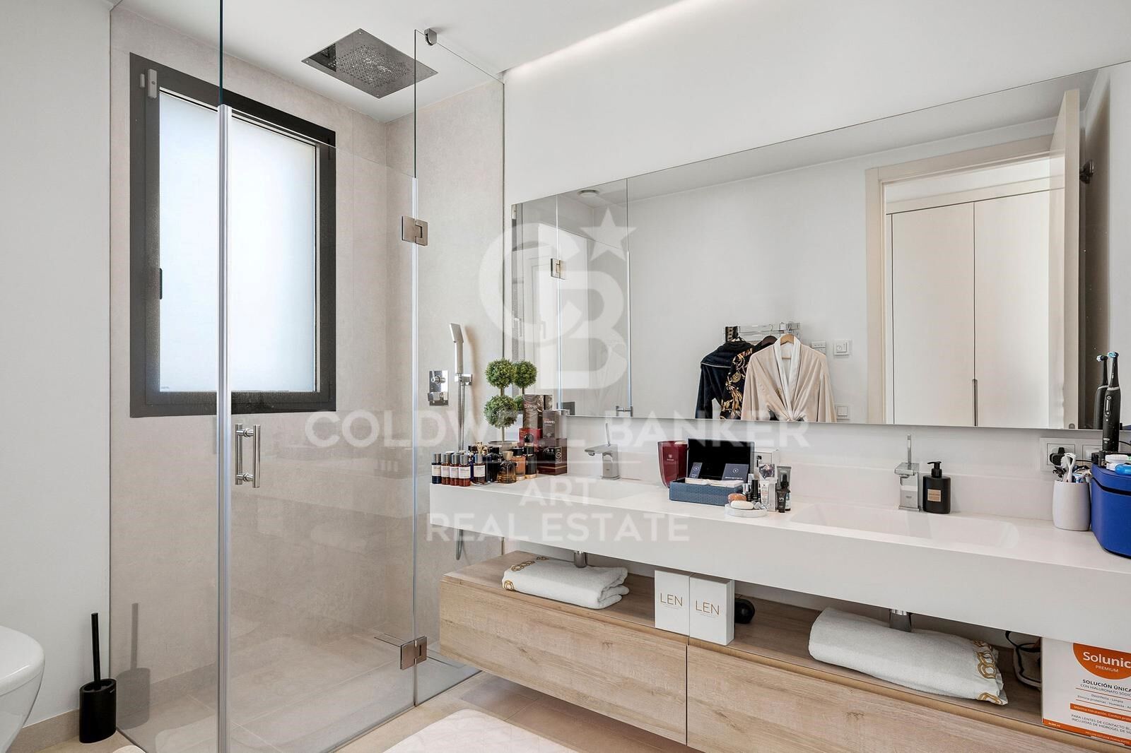 Modern elegance in La Arboleda, Estepona East