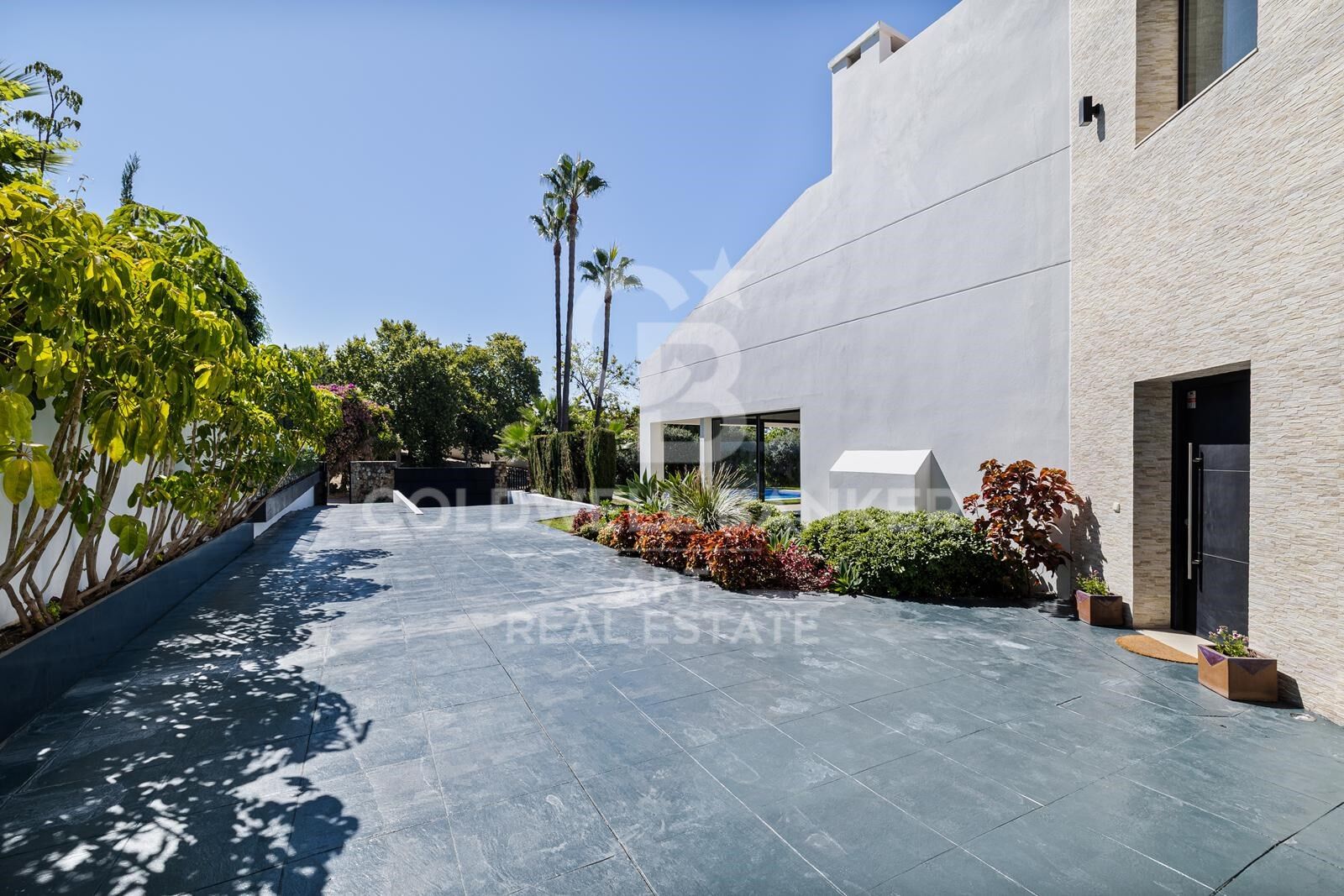 Moderne mediterrane Villa mit Pool und Garten, Linda Vista, San Pedro Alcántara