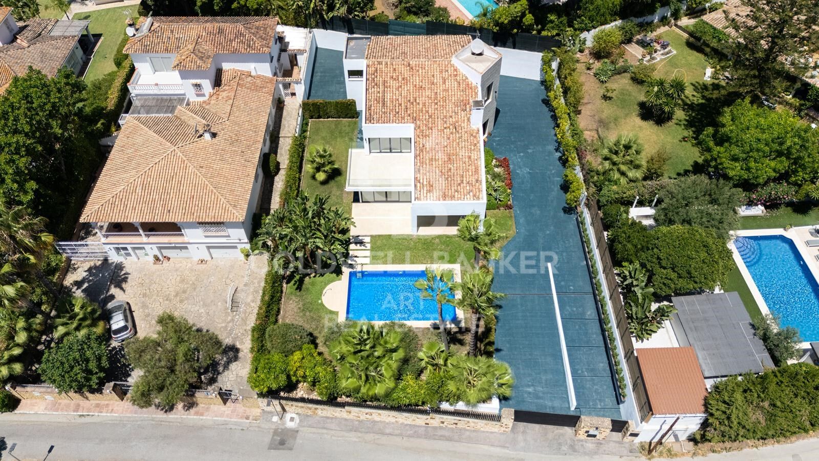 Moderne mediterrane Villa mit Pool und Garten, Linda Vista, San Pedro Alcántara