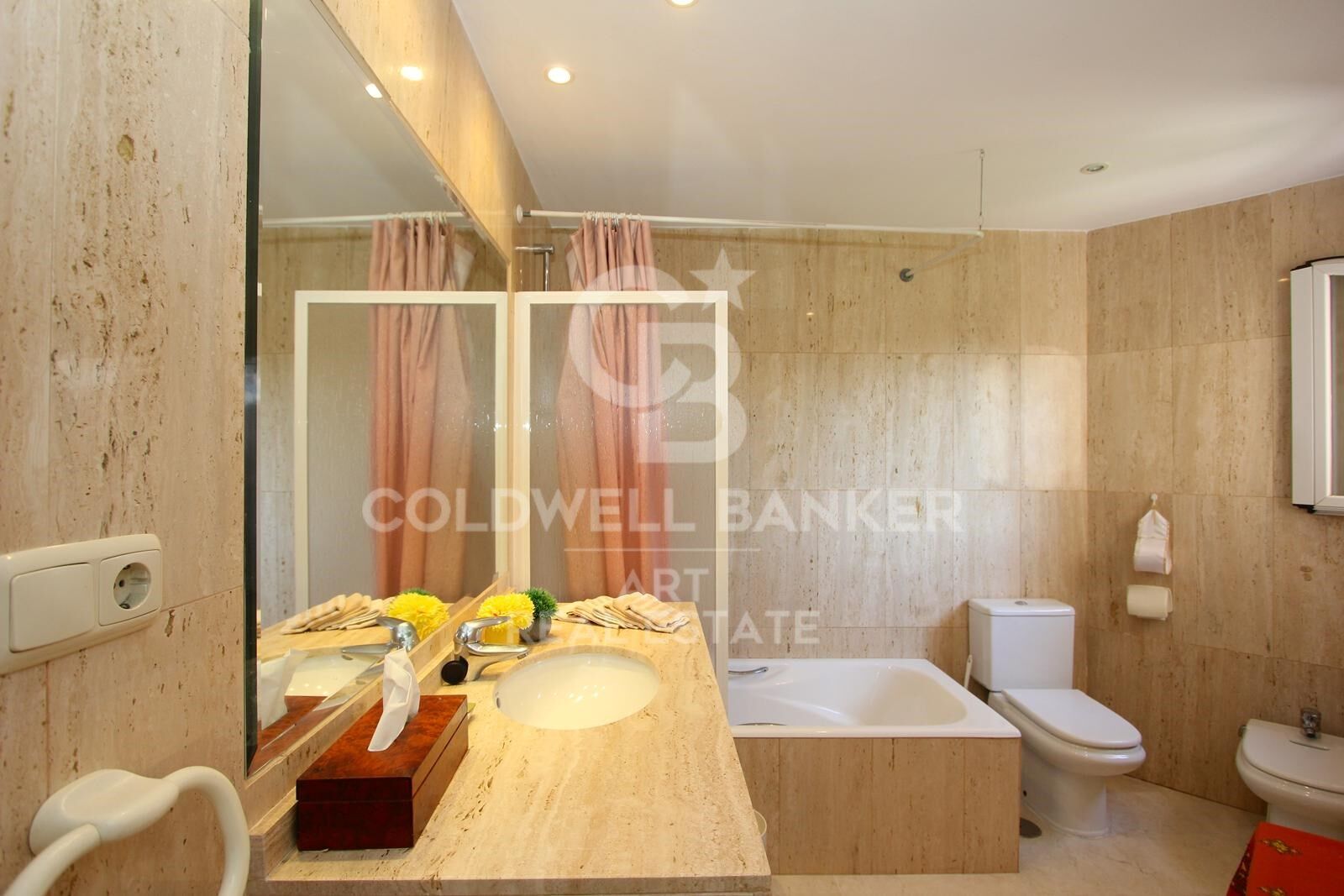 Appartement penthouse avec vues panoramiques à Elviria, Marbella