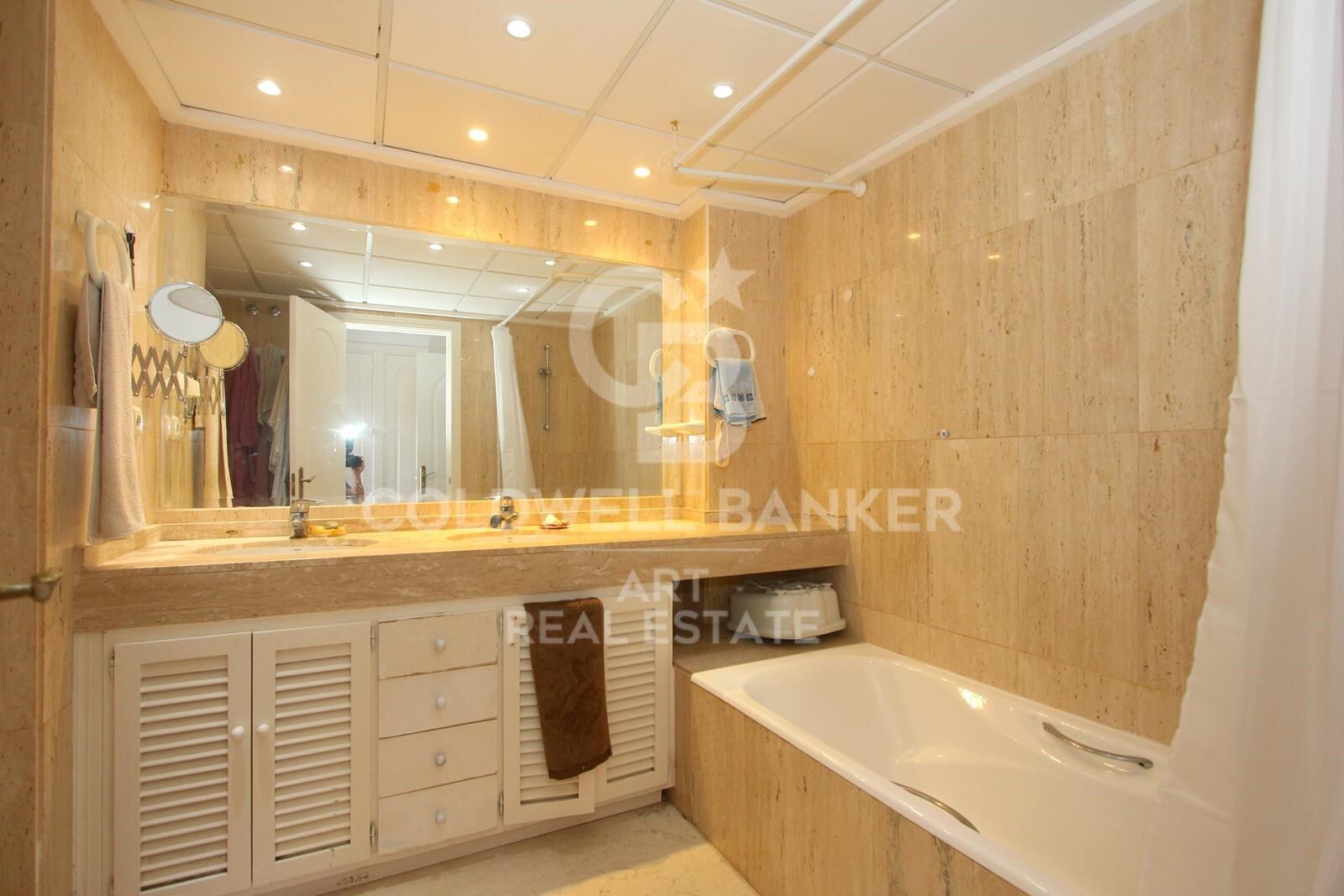 Appartement penthouse avec vues panoramiques à Elviria, Marbella