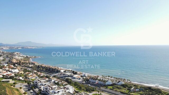 Sea view plot in Camarate Golf, Casares Costa