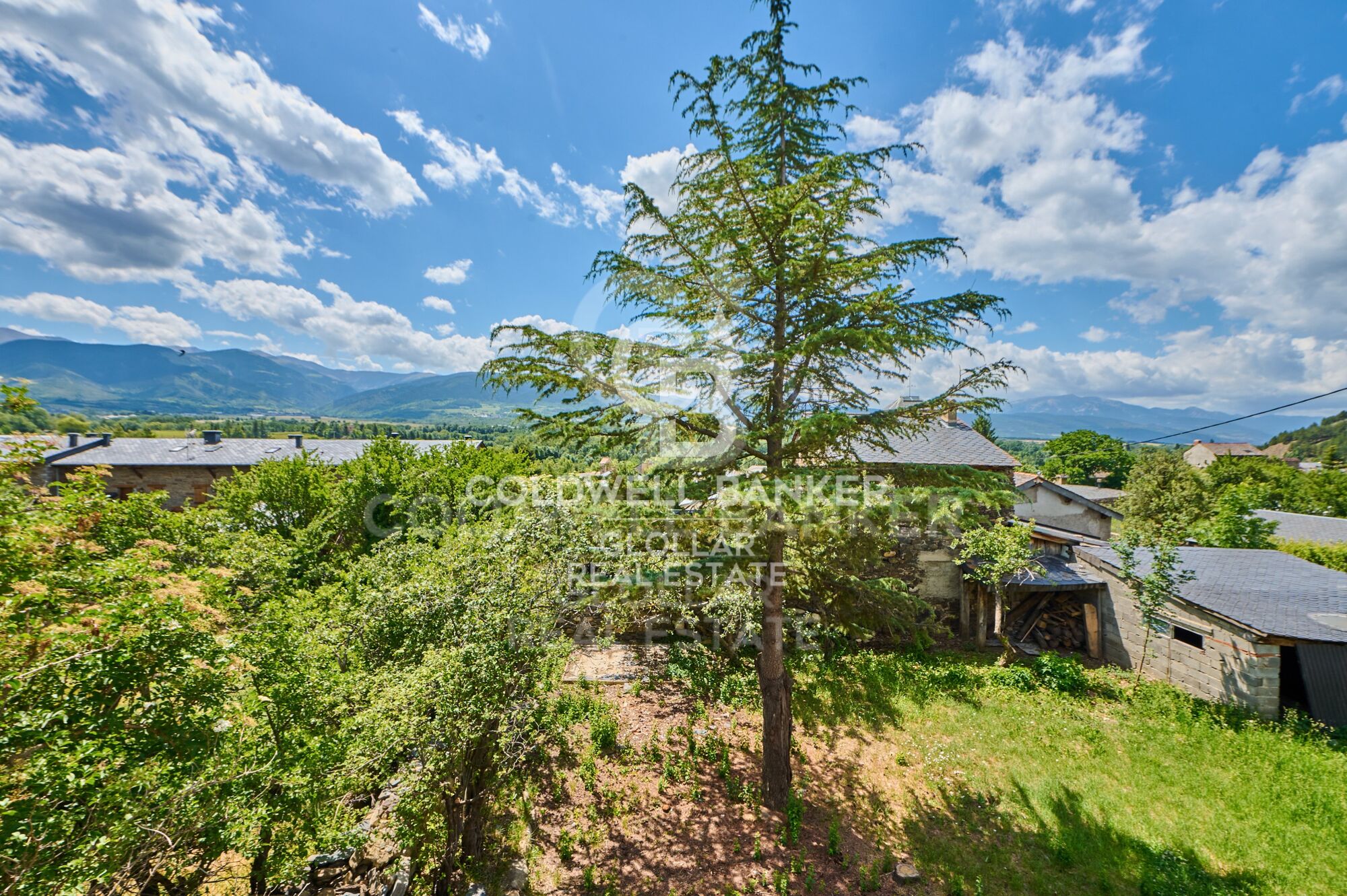 Village house Sale Estavar