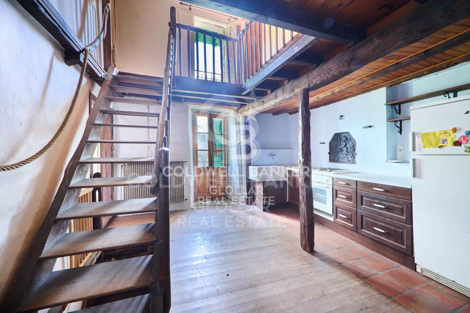 Village house Sale Estavar