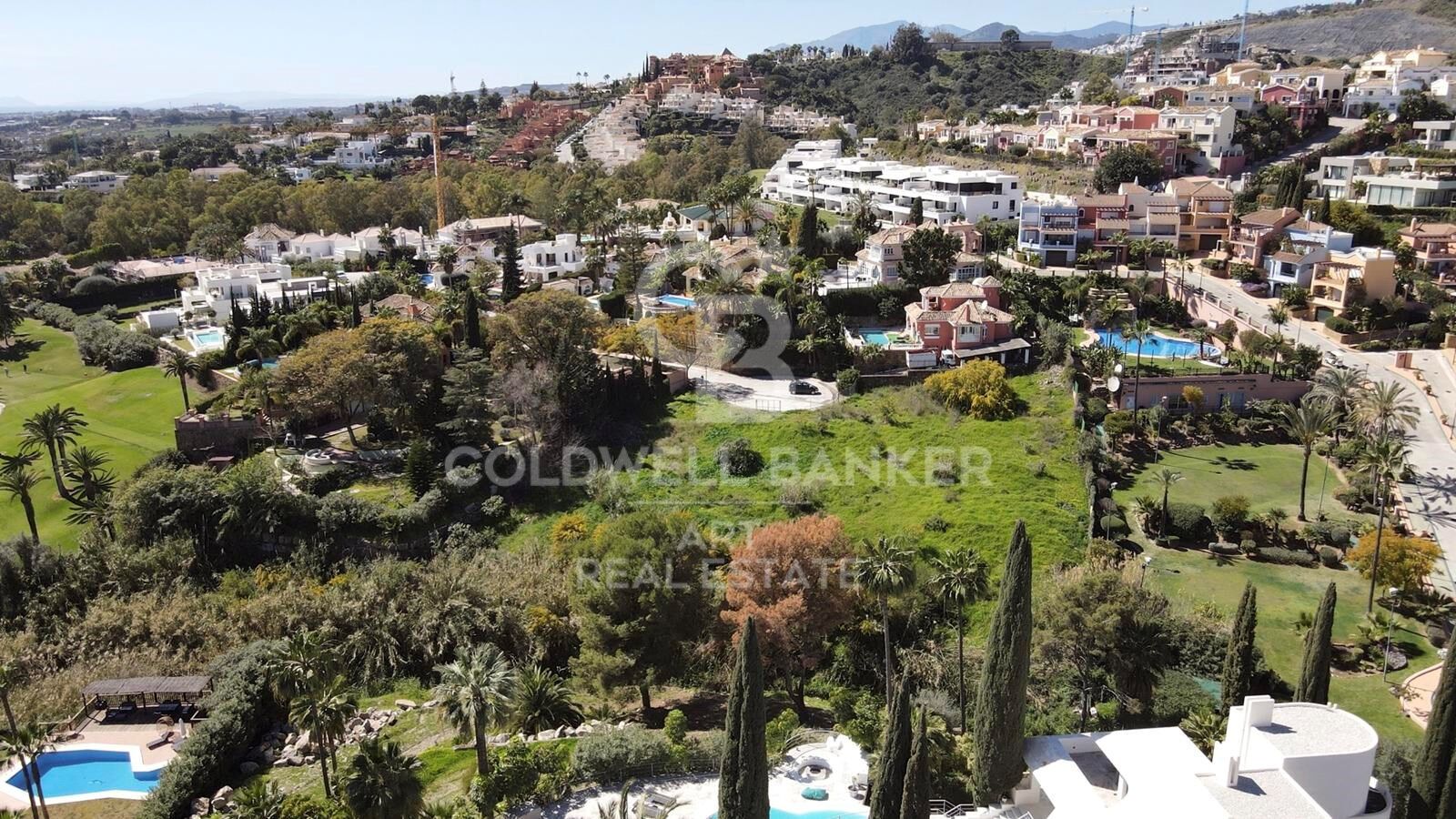 Parcelas exclusivas con vistas al mar en Nueva Andalucía, Marbella