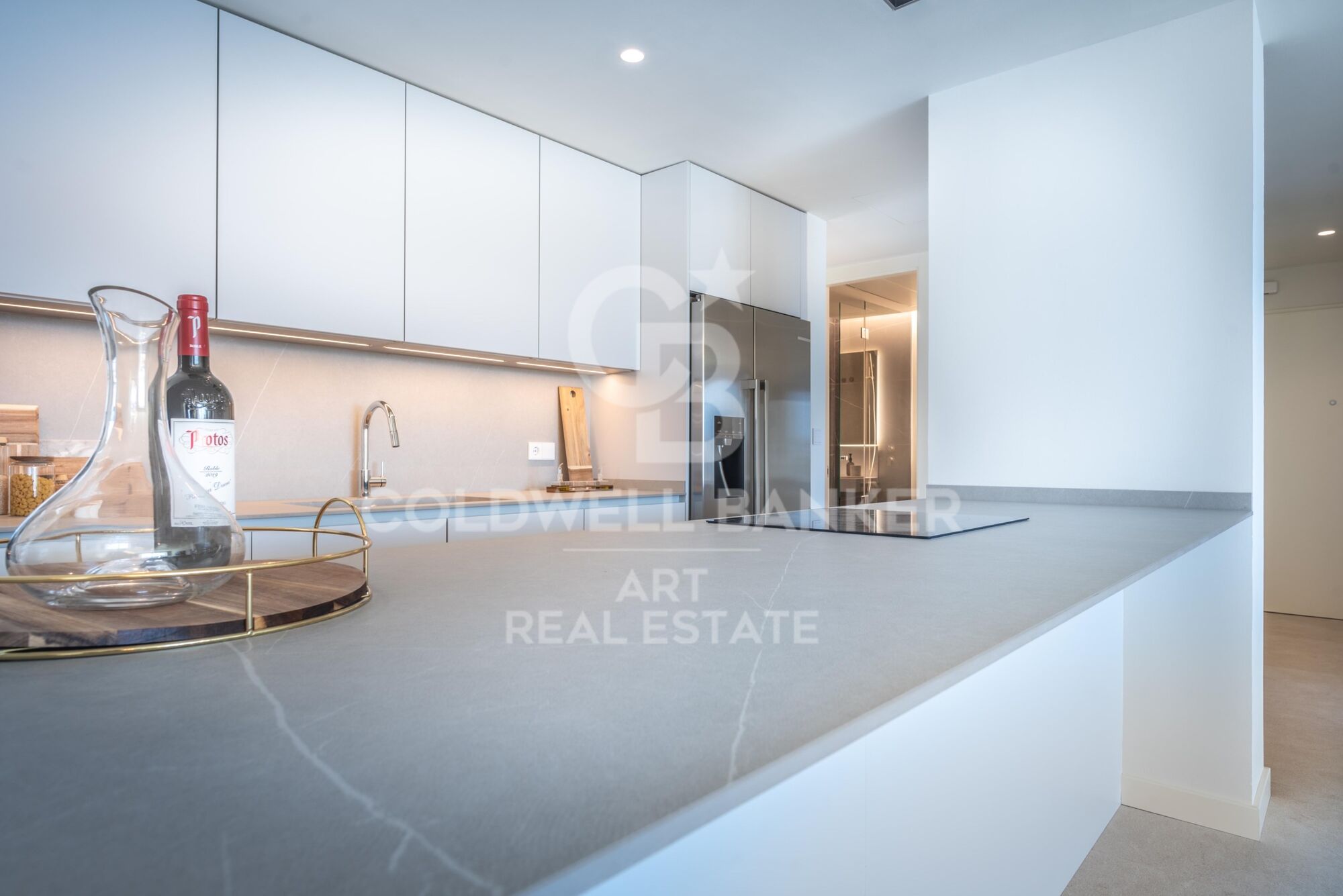 Neue luxuriöse Apartments und Penthäuser in der Nähe des Meeres in Estepona