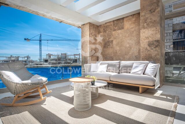 Nuevos apartamentos y áticos de lujo cerca del mar en Estepona