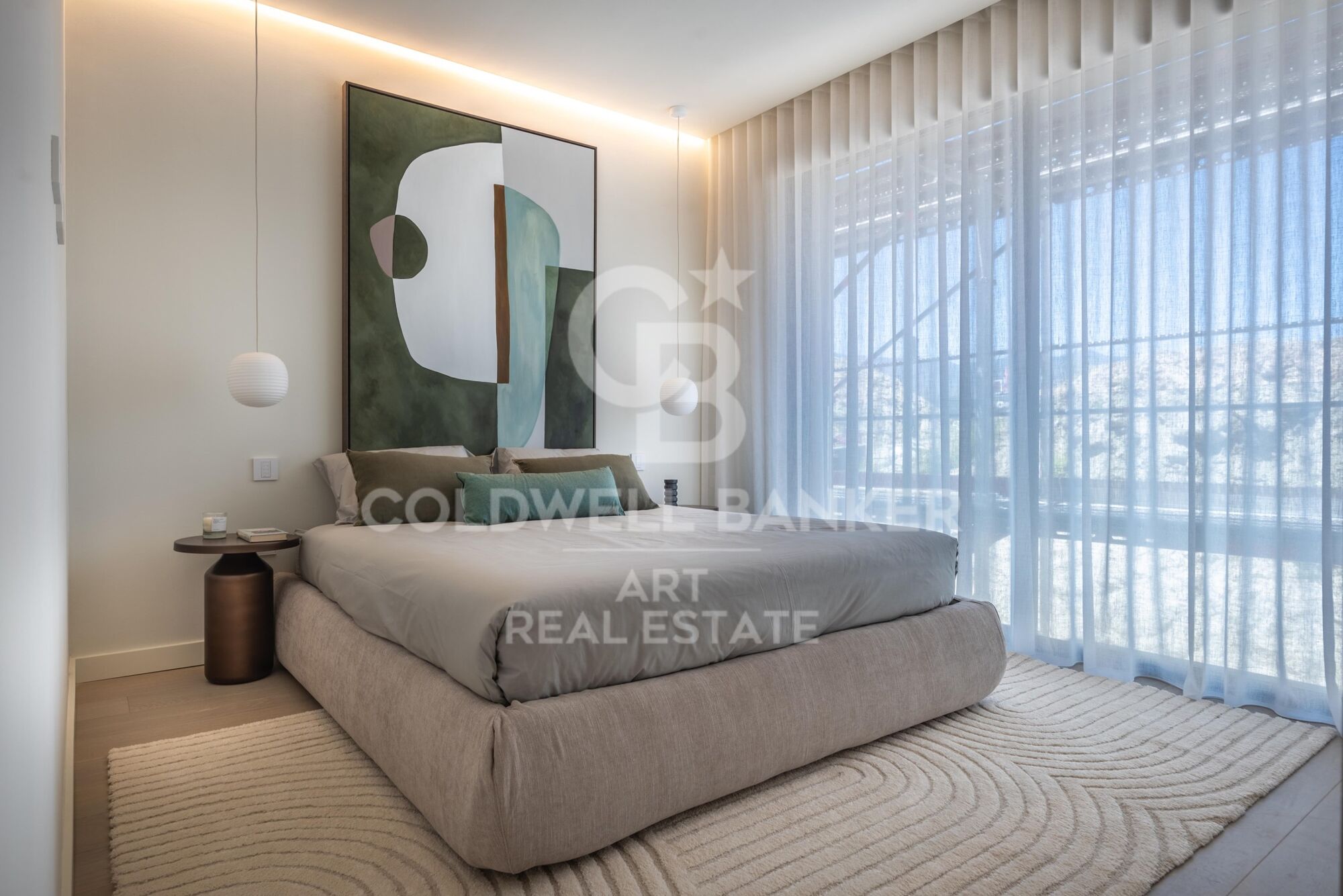 Neue luxuriöse Apartments und Penthäuser in der Nähe des Meeres in Estepona
