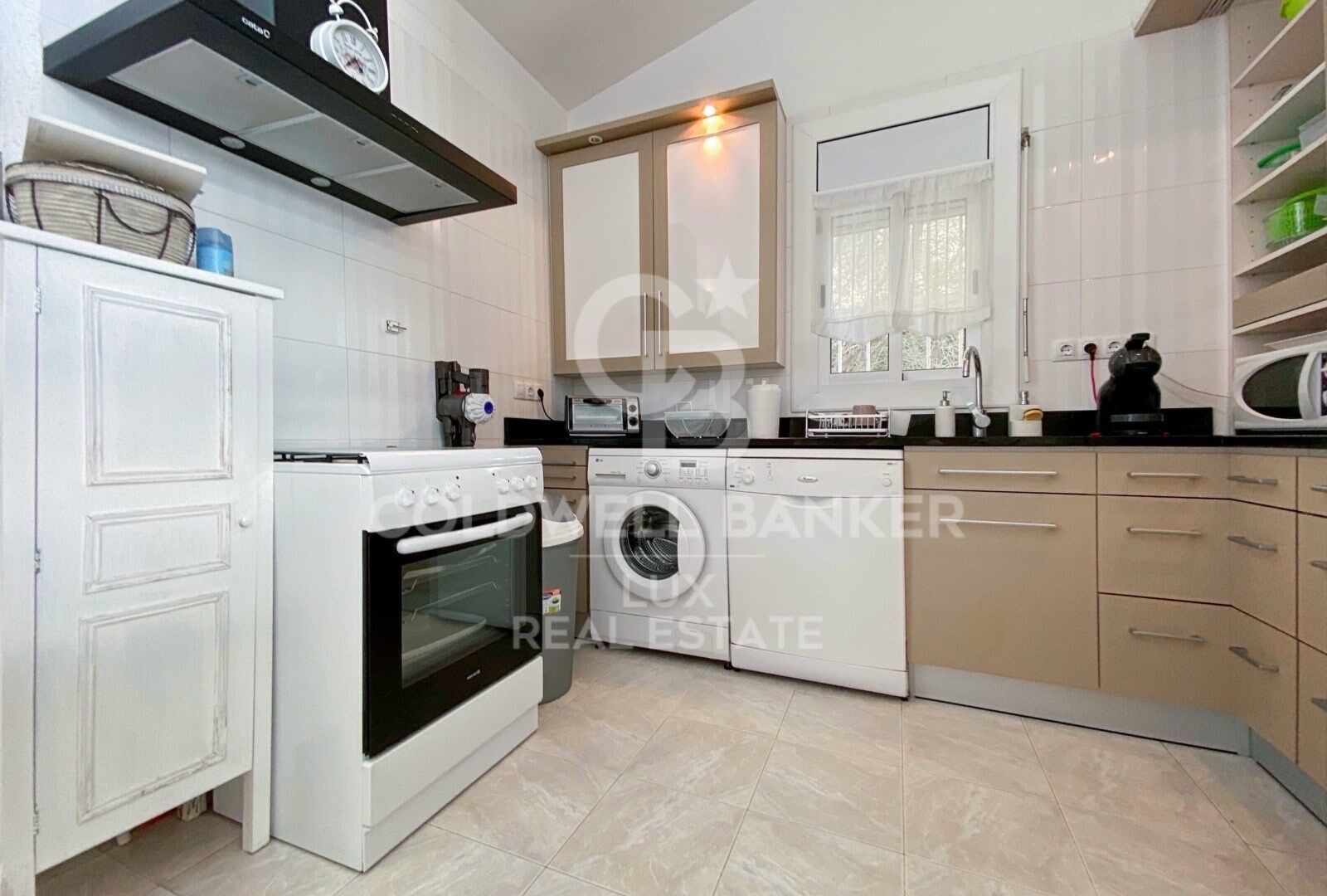 Maison avec garage et vue mer à Canyelles, Roses