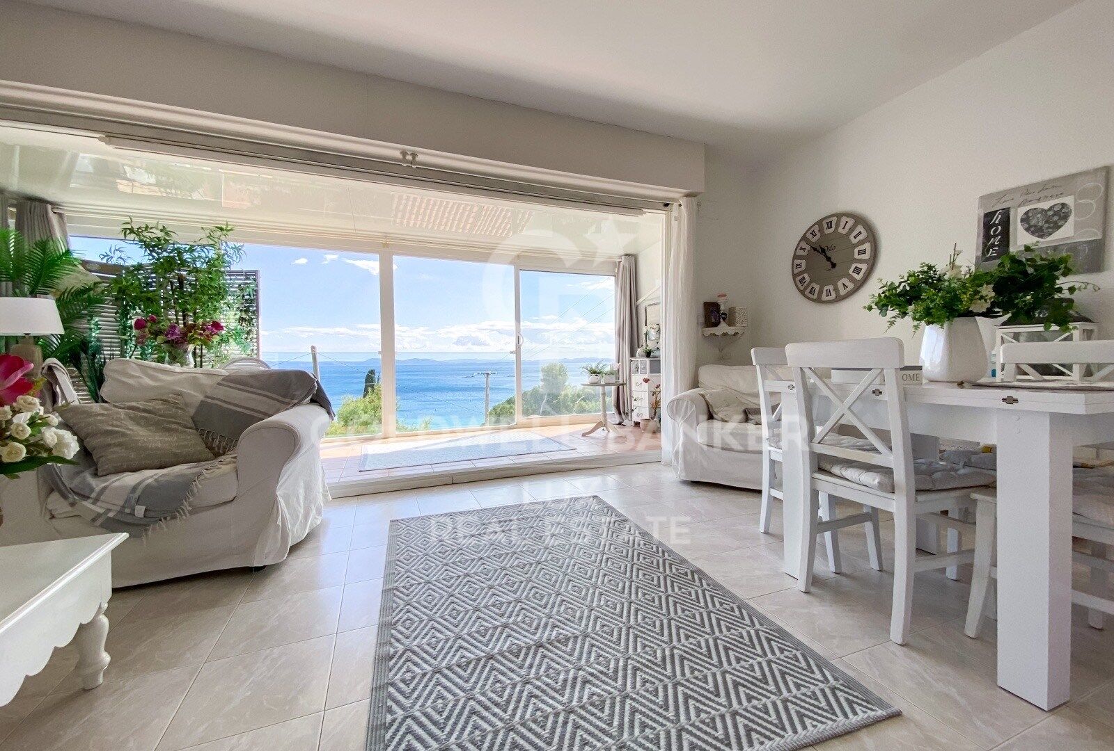 Maison avec garage et vue mer à Canyelles, Roses