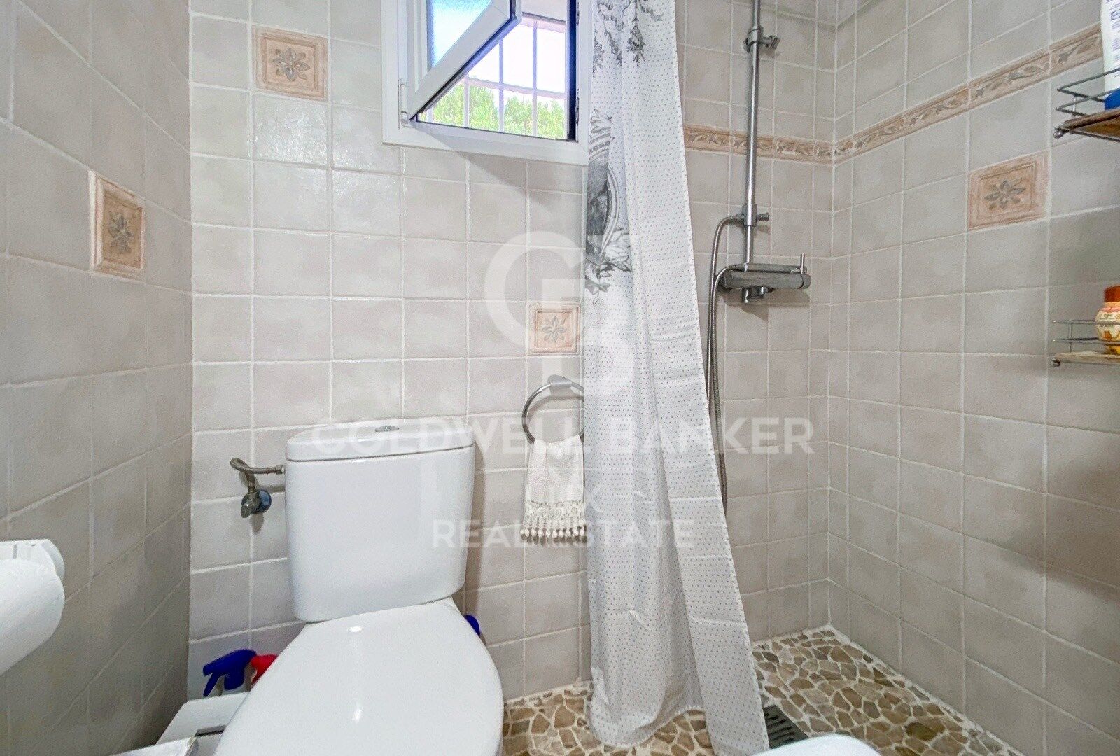 Casa con garaje y vistas al mar en Canyelles, Roses