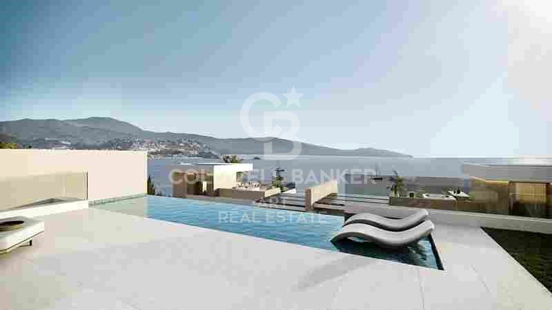 Villas de 3 dormitorios en primera línea de playa, La Herradura, Almuñécar