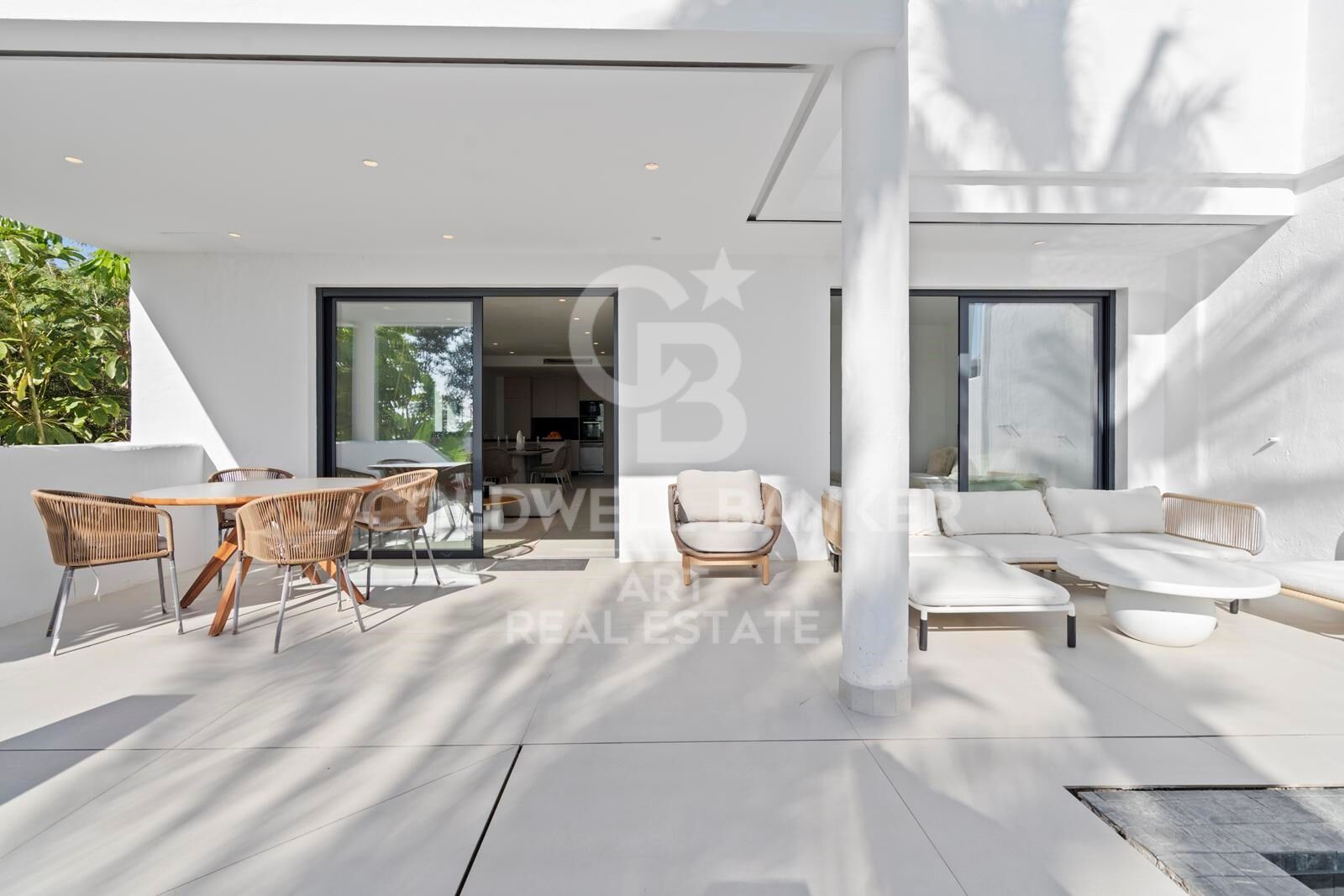 Luxury Villas in Golden Hills Estepona