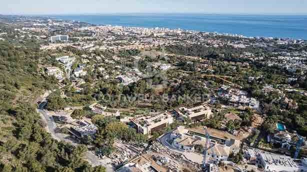 Spectacular new build villa in La Cascada de Camoján, Marbella