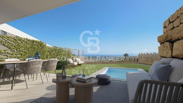 Apartments with large terraces on the fourth floor in Manilva