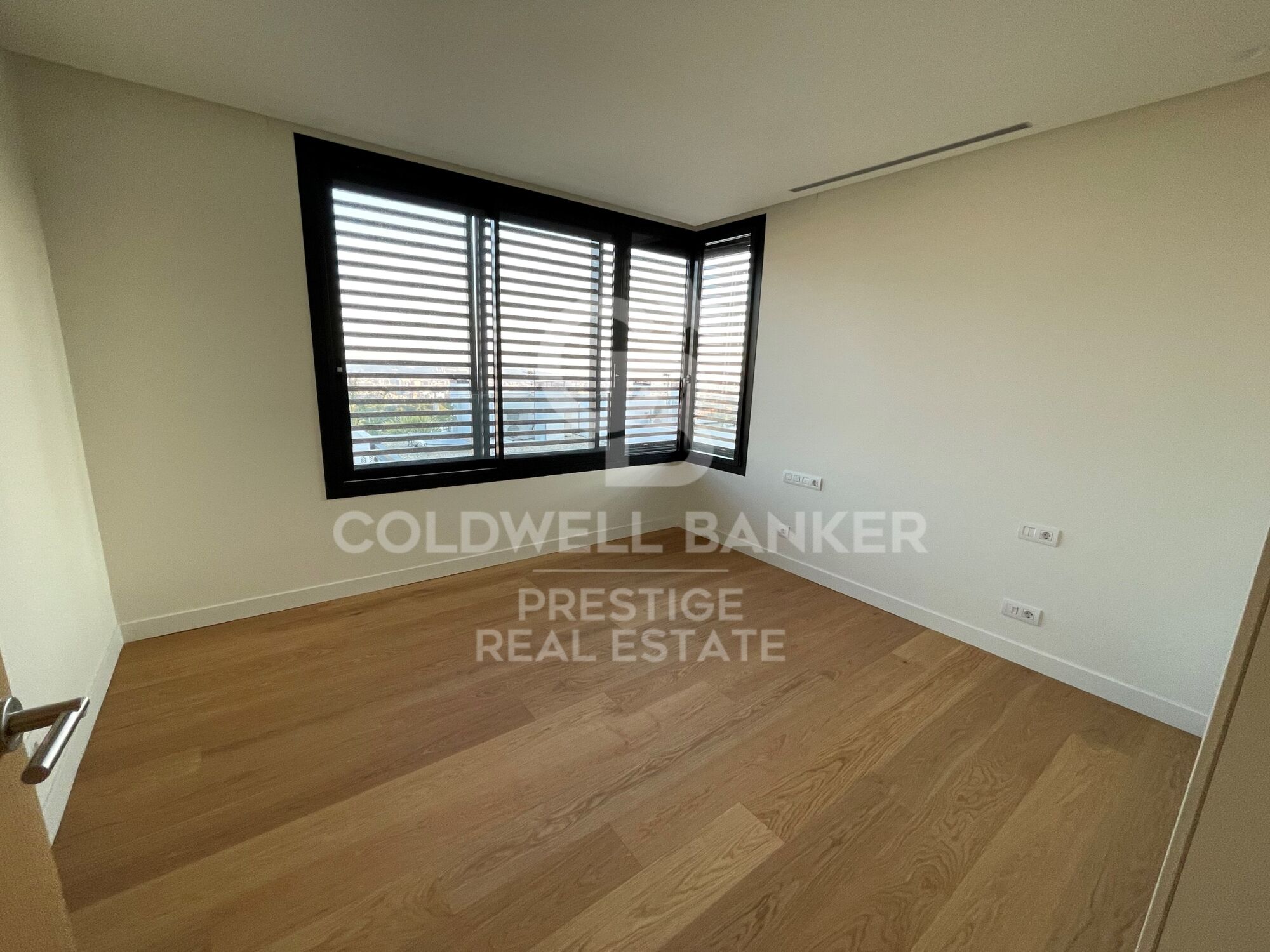 Casa en alquiler a estrenar con vistas panorámicas en Sarrià