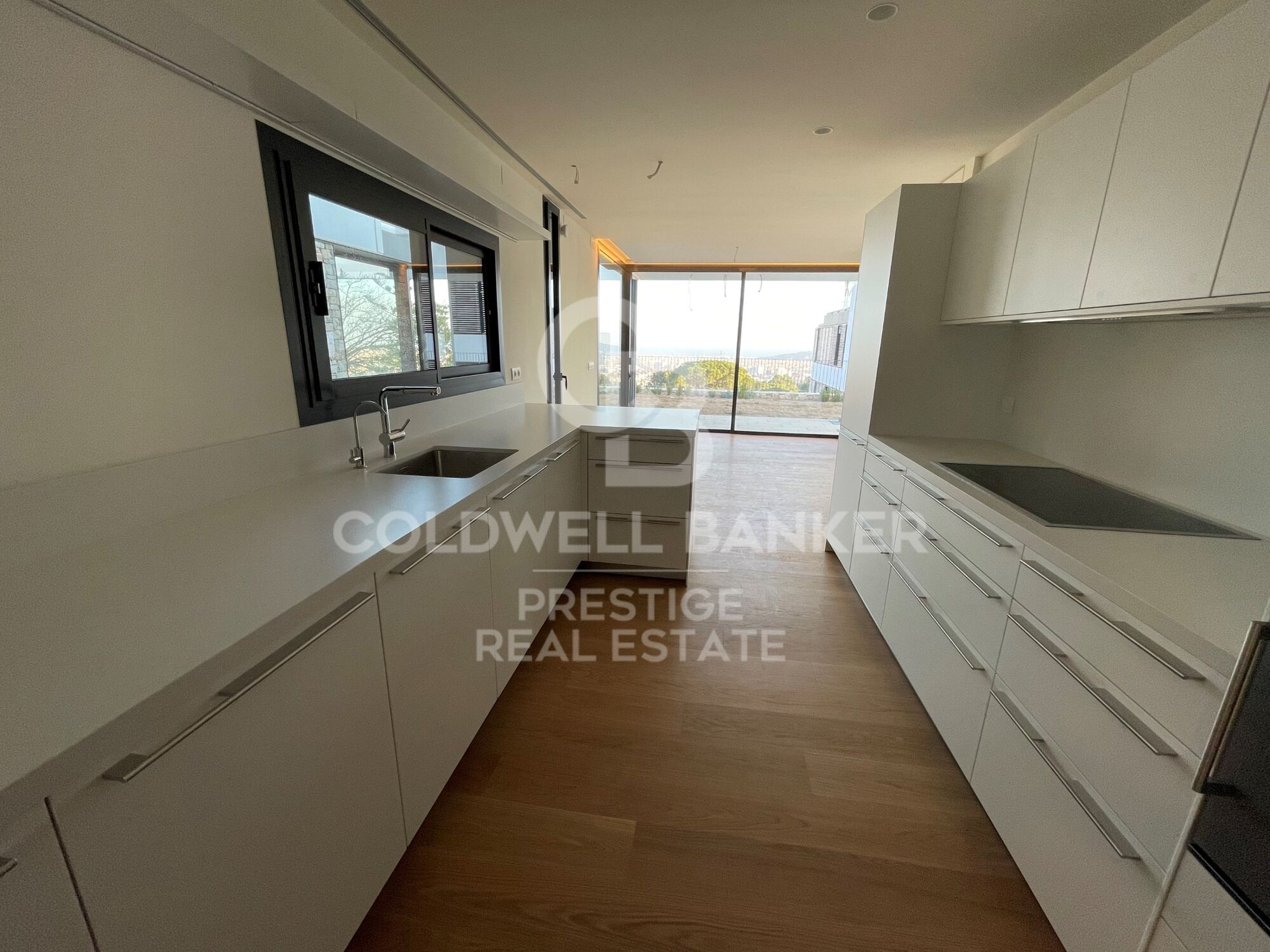 Casa en alquiler a estrenar con vistas panorámicas en Sarrià