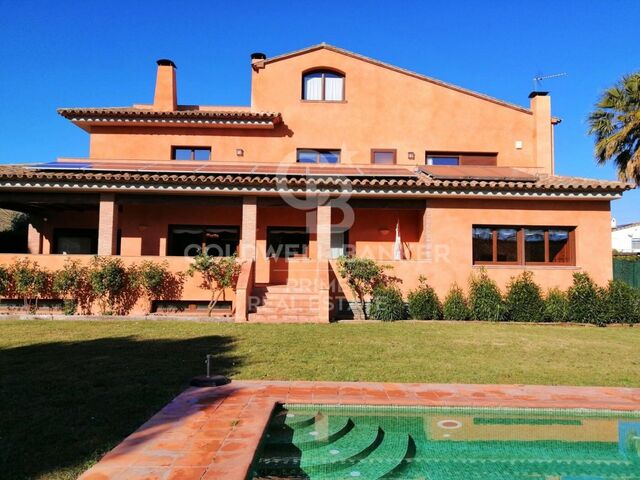 Casa unifamiliar en el municipio de Mont-ràs, Baix Empordà