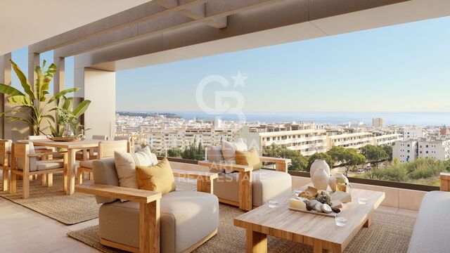 Ferienwohnungen und Penthäuser mit 2 und 3 Schlafzimmern und Aussicht in Estepona