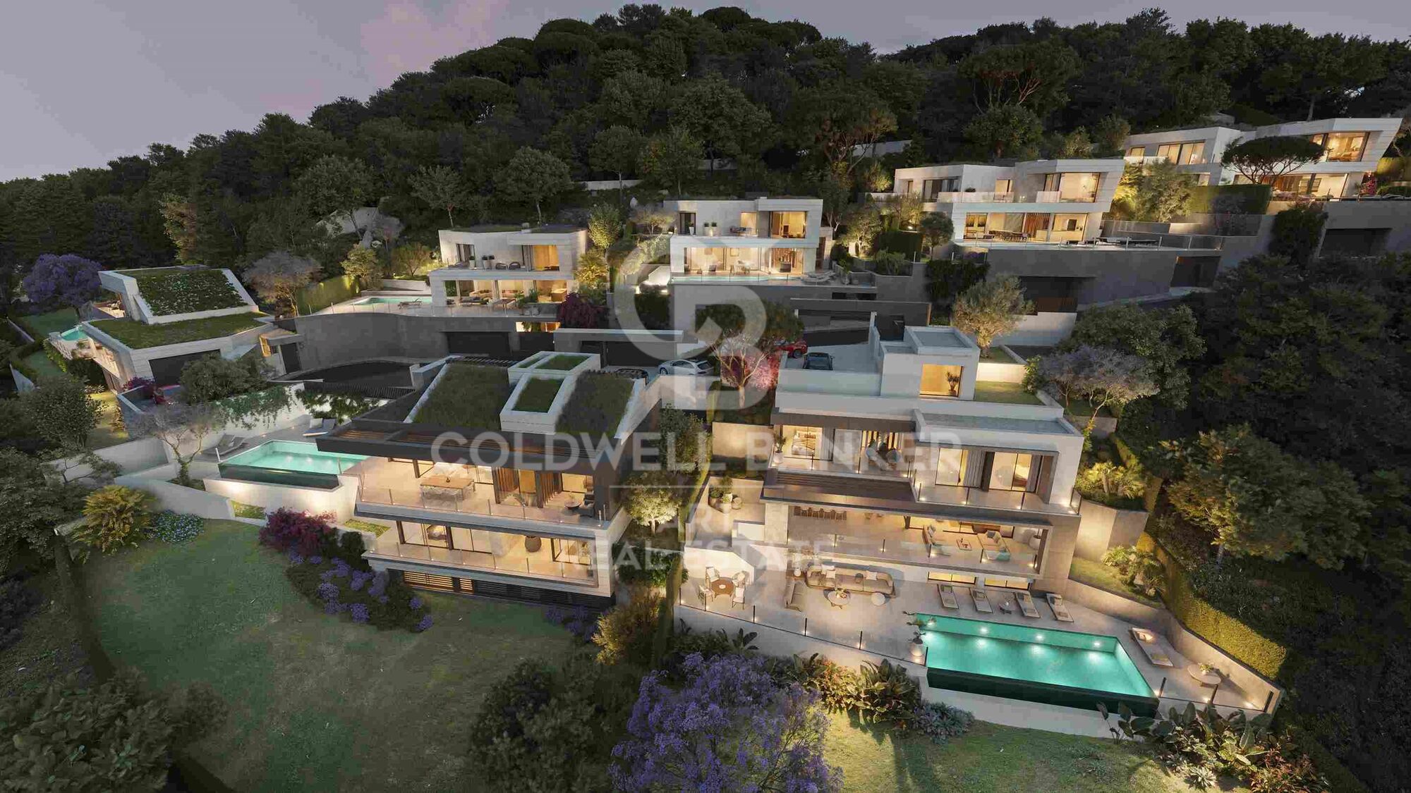 Modern 4-5 bedroom villas with sea views in East Málaga