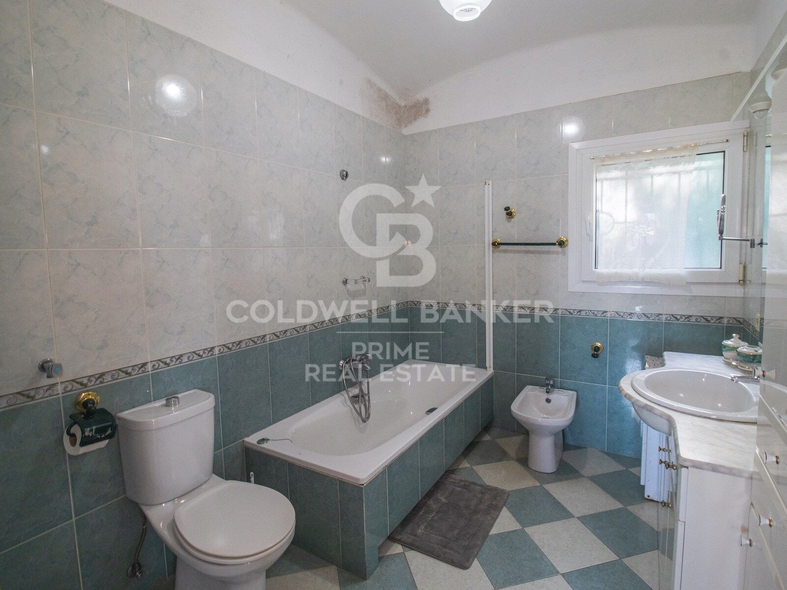 For sale detached house with panoramic sea views in Begur