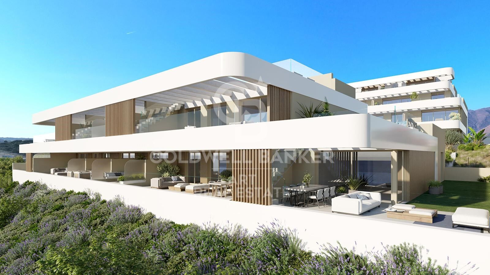 1, 2 & 3 bedroom flats with sea views in Estepona