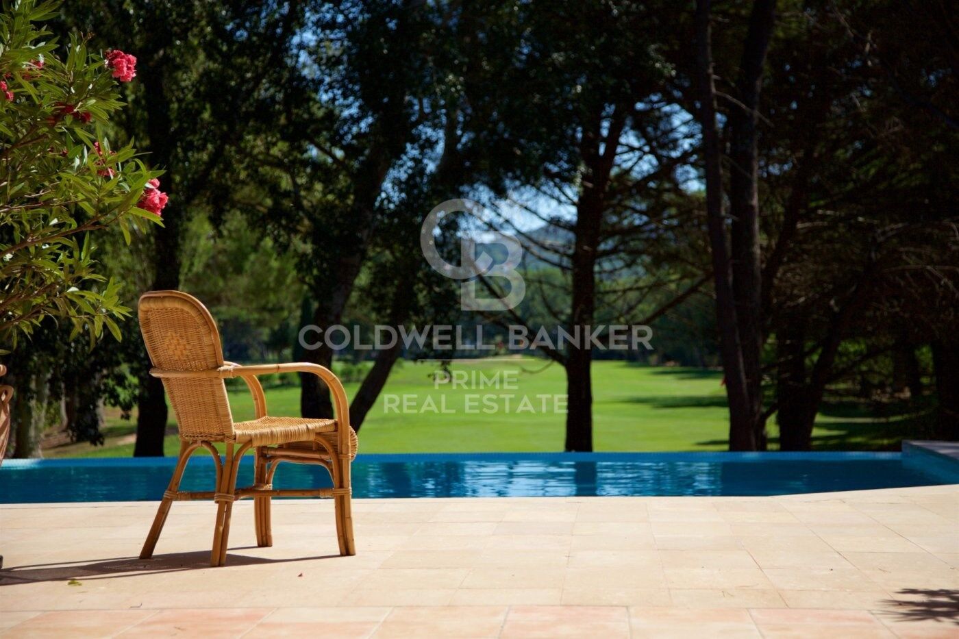 For sale detached villa just 200 meters from the beach of Pals, Costa Brava