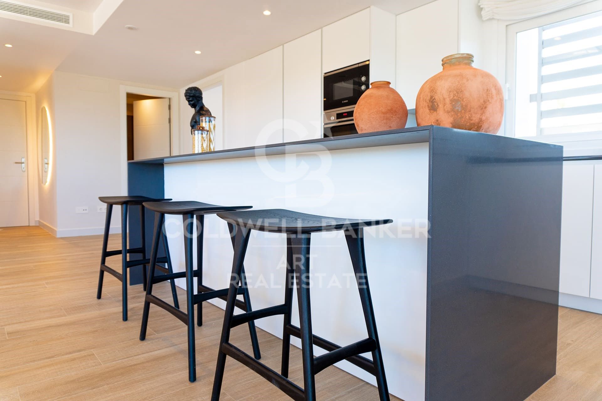 Apartamento de lujo en primera planta de obra nueva en Casares